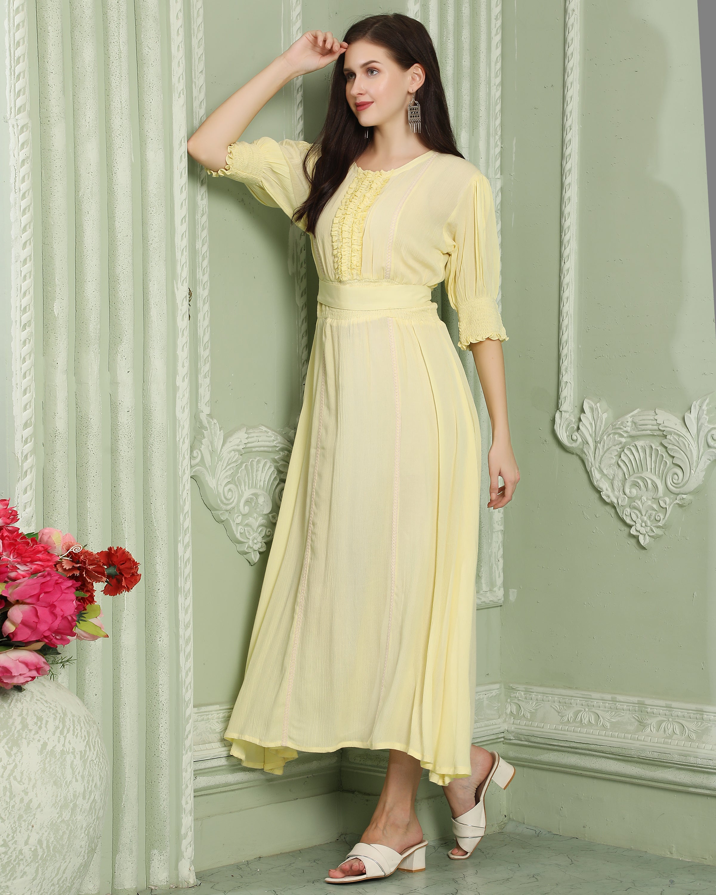 Elegant Smocked A-Line Yellow Party Dress for Women - Perfect for Weddings, Cocktail Parties & Special Occasions