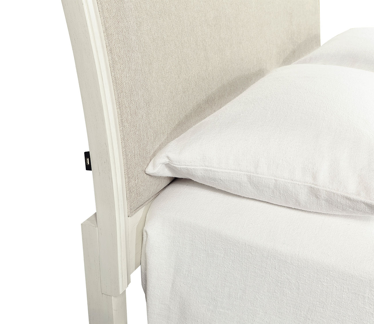 Charlotte Bedroom Set - Queen Size Bed Frame, Nightstand & Dresser - Modern Farmhouse Style Furniture for Cozy Bedroom Decor | Perfect for Master Bedroom, Guest Room & Small Spaces