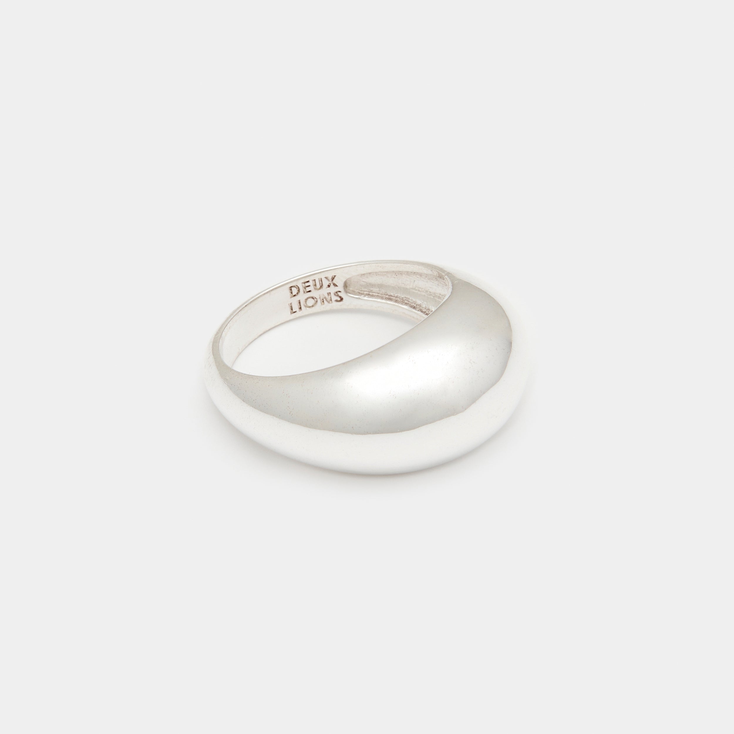 Elegant Silver Nuage Ring for Women - Minimalist Stackable Band for Everyday Wear & Special Occasions