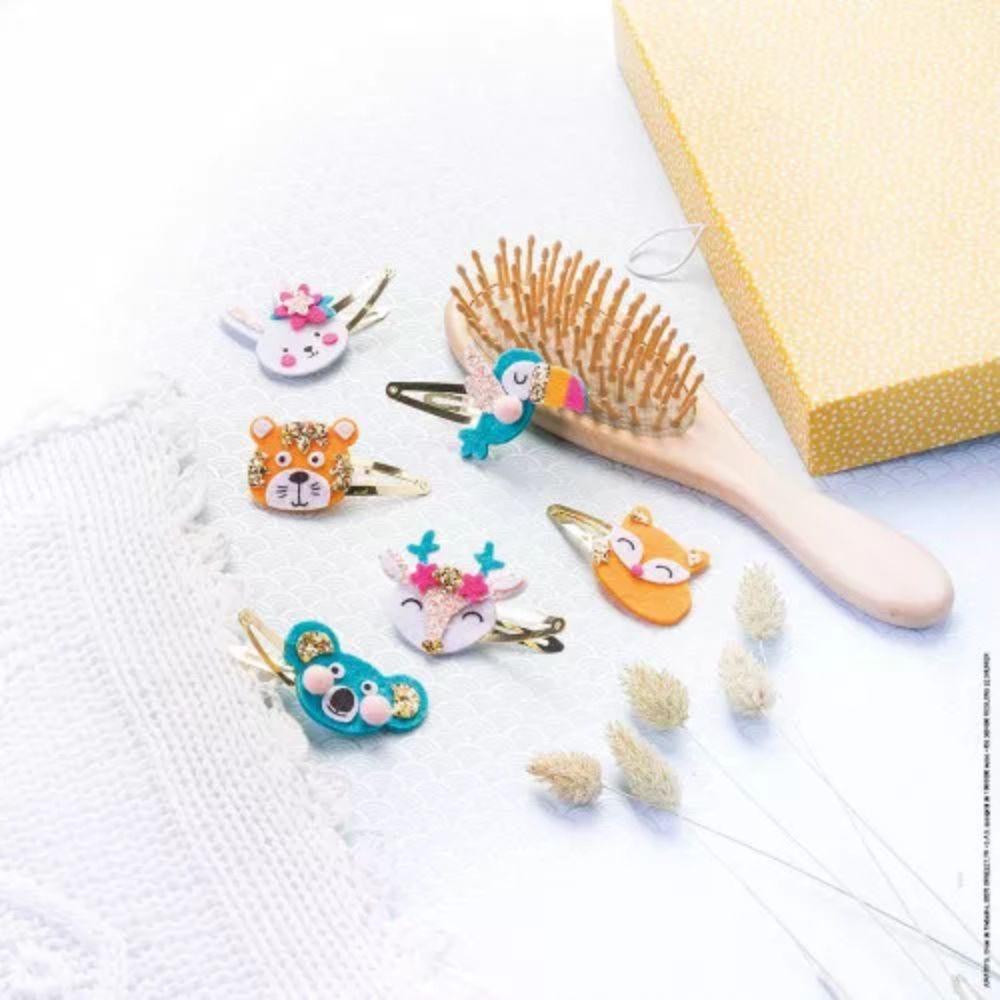 Janod DIY Glitter Animal Hair Clips for Girls - Creative Kids Craft Kit for Parties, Dress Up & Hair Accessories