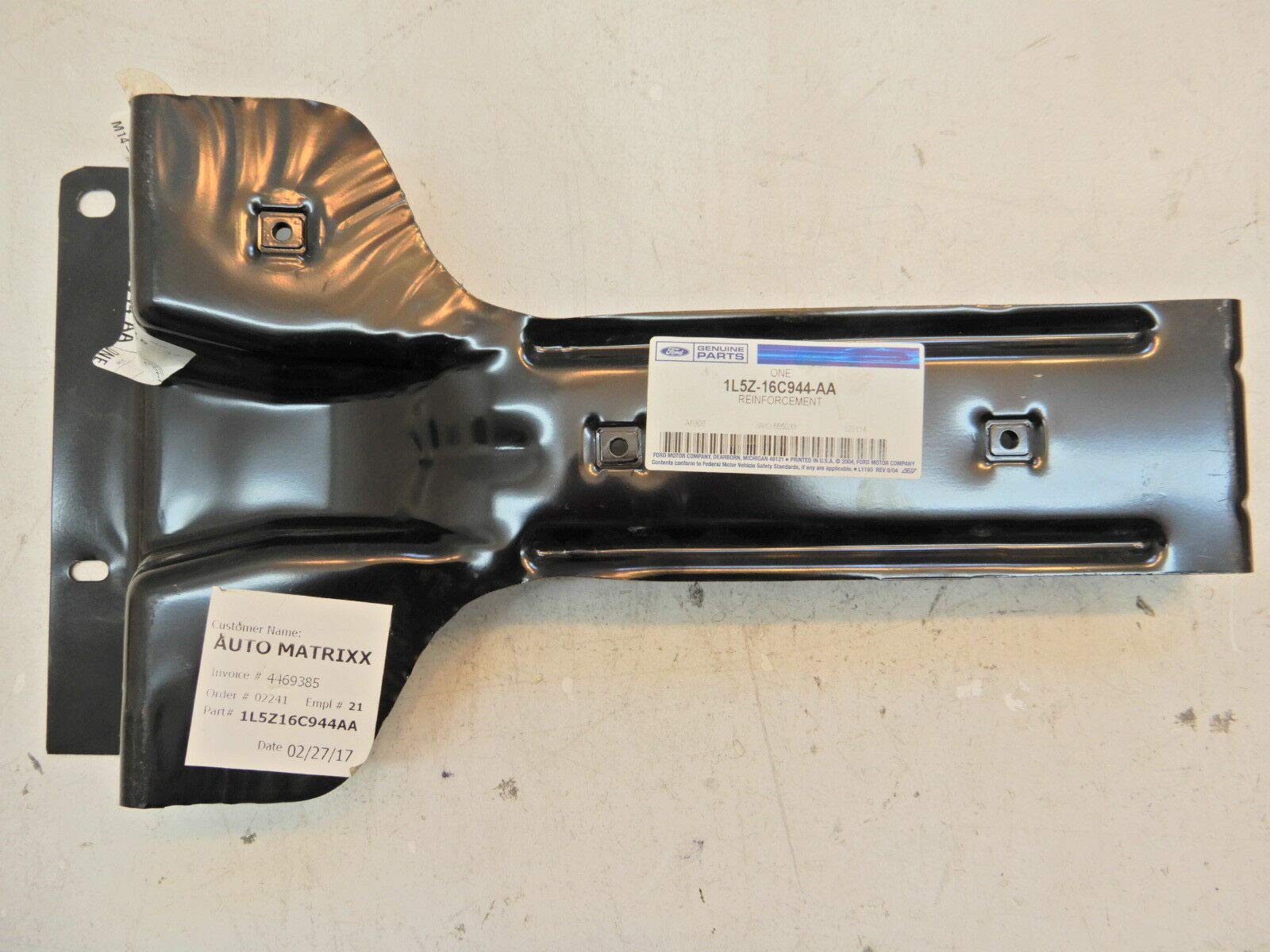 Ford 1L5Z-16C944-AA Reinforcement Bracket - Heavy Duty Auto Body Part for F-150, F-250, Expedition - Perfect for Truck Frame Repair & Off-Road Protection