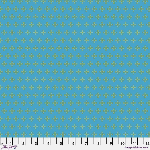 Sew Kind of Wonderful Field Cloth - PWSK055 Clover Bliss Fabric for Quilting, Sewing & DIY Craft Projects - Perfect for Home Decor, Patchwork & Handmade Gifts