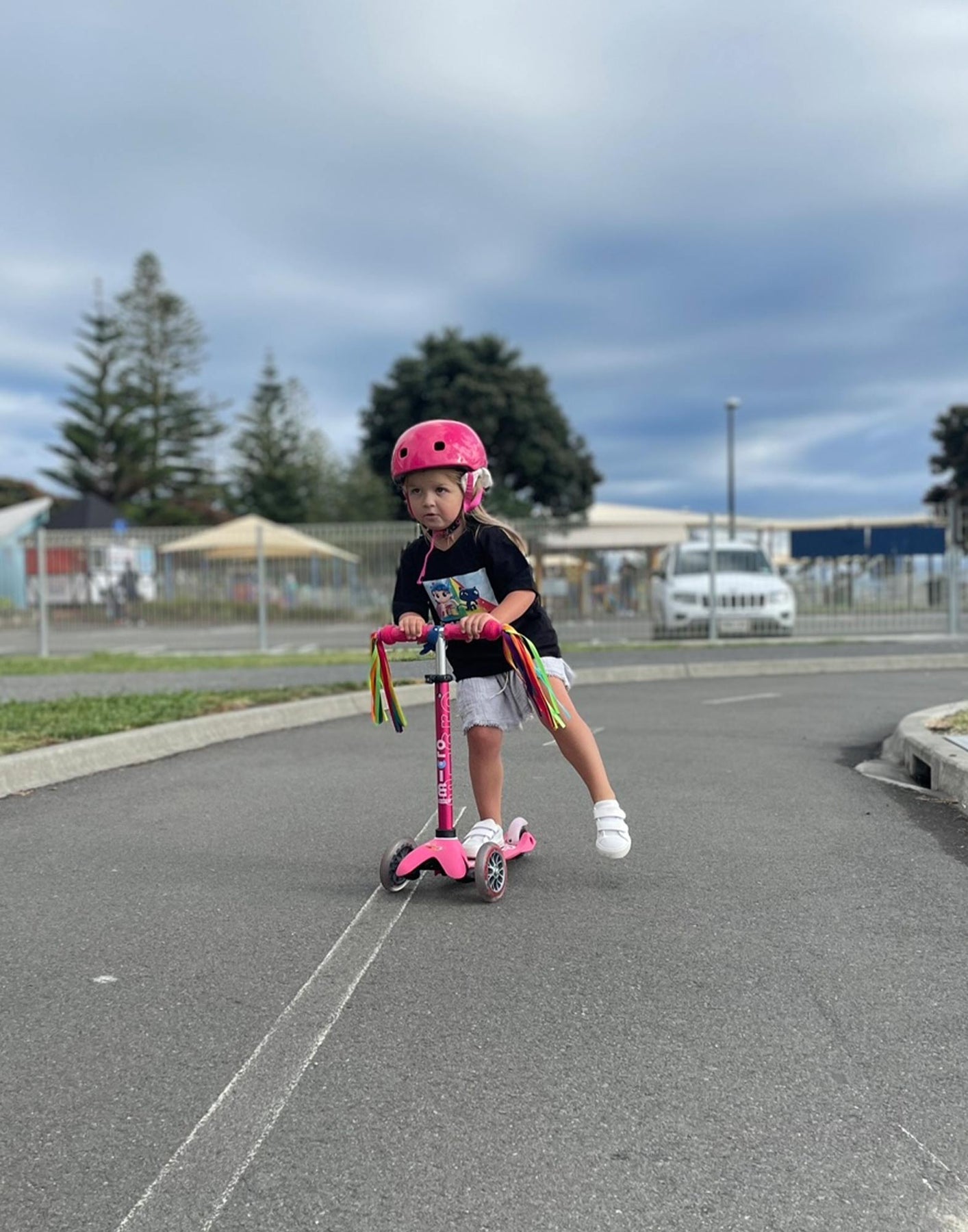 Micro Mini Deluxe 3 Wheel Scooter for Kids - Pink Ride-On Toy for Toddlers Ages 2-5 | Indoor & Outdoor Play, Birthday Gifts, Park Rides