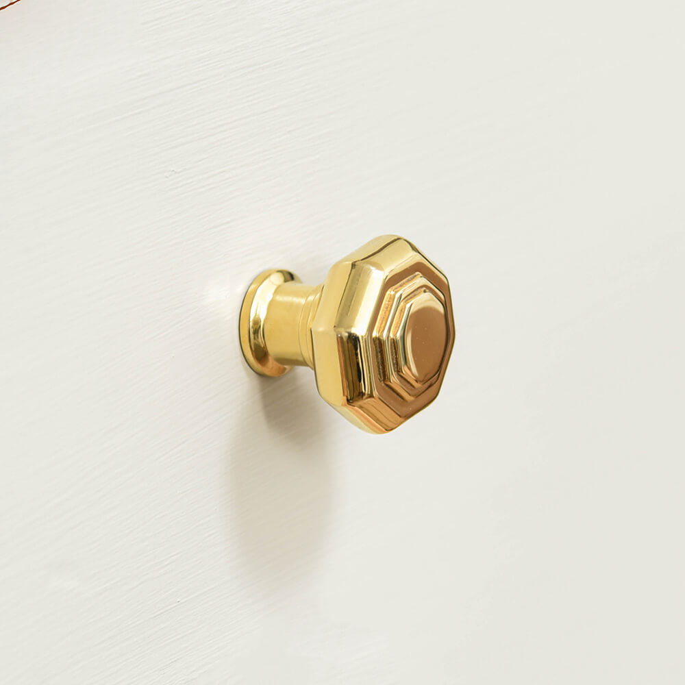 Polished Brass Flat Octagonal Cabinet Knob - Vintage Style Hardware for Kitchen & Bathroom Cabinets, Dressers & Furniture - Perfect for Home Renovation & DIY Projects
