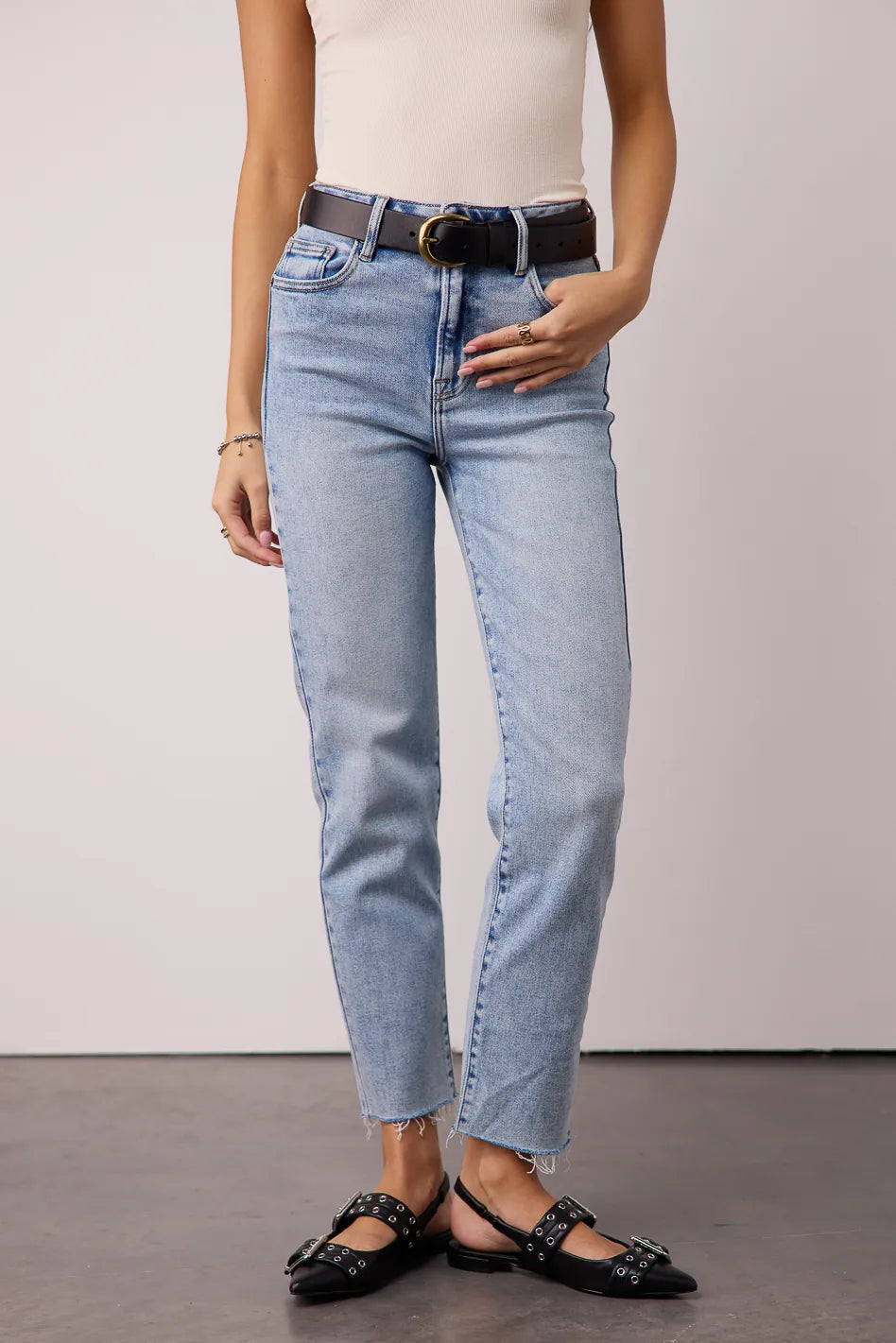 Amelia Straight Leg Jeans - Light Wash Denim Pants for Women | Comfortable & Stylish | Perfect for Casual Outings, Work & Weekend Wear