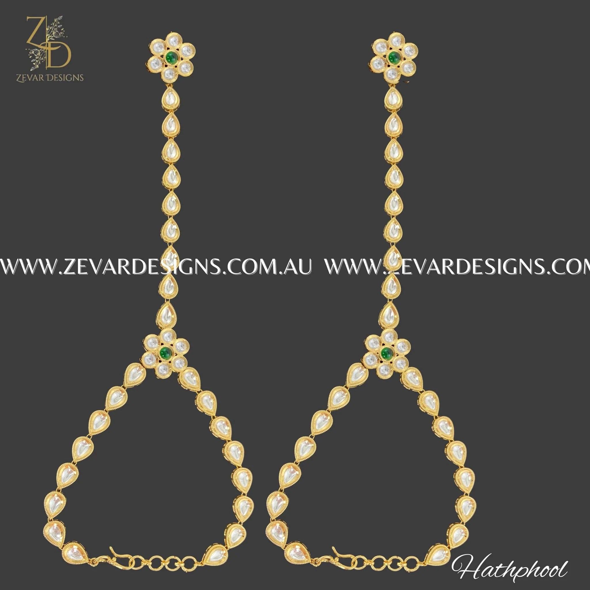 Exquisite Kundan Polki Hathphool Hand Jewelry – Green Stone Bridal Accessory for Indian Weddings & Festive Occasions