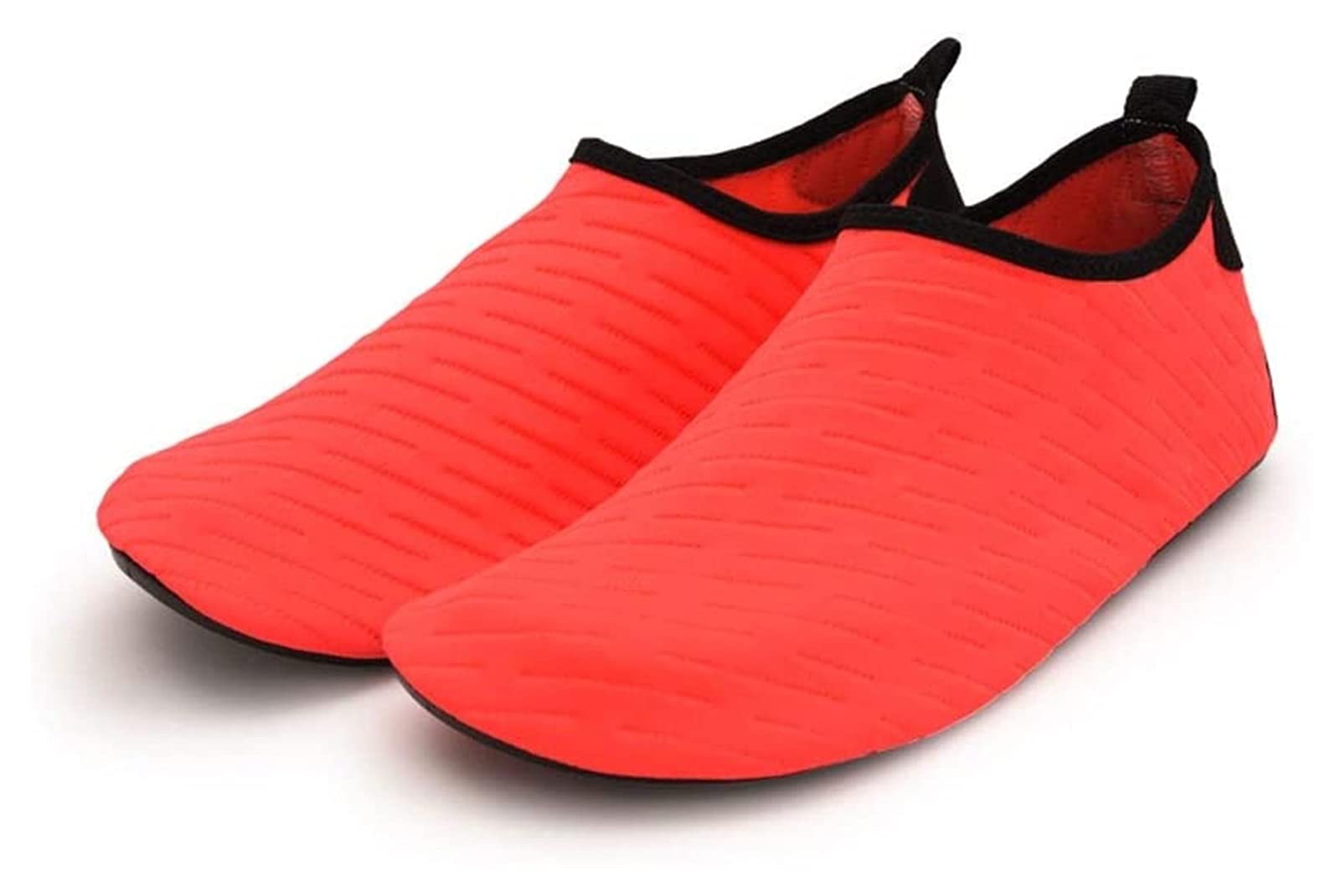 **Men's & Women's Water Shoes - Non-Slip Soft Sole Beach Socks for Diving, Snorkeling, Wading & Seaside Holidays - Couple Outdoor Swim Shoes for Pool, Surfing & Water Sports**