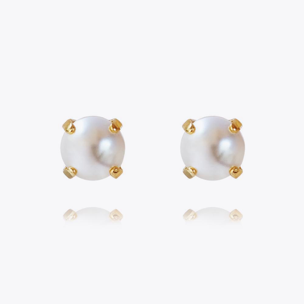 Classic Pearl Stud Earrings for Women - Elegant & Timeless Jewelry Gift for Wedding, Party & Everyday Wear
