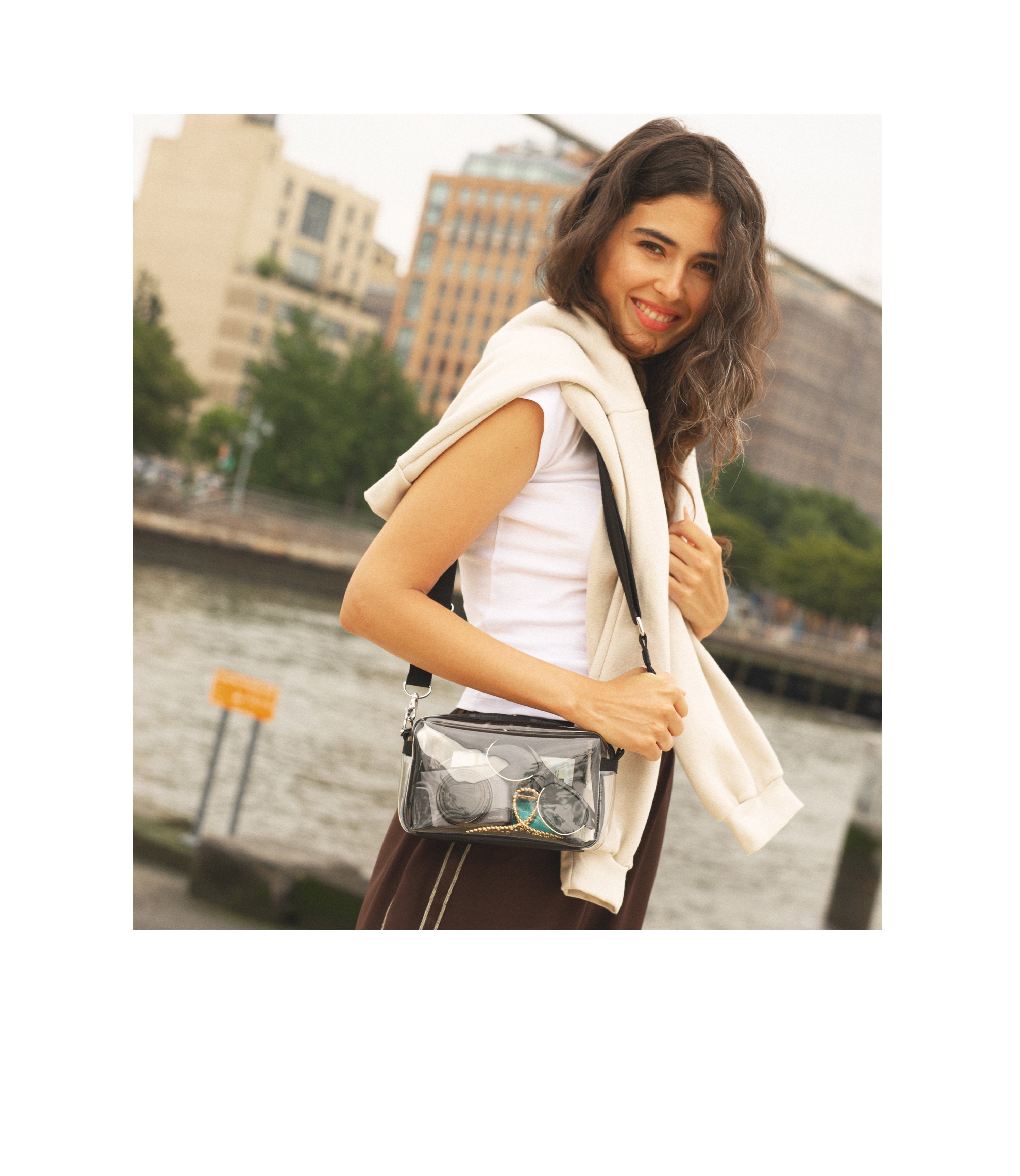 Clear East/West Phone Crossbody Bag for Women - Stylish & Secure Crossbody Purse with Adjustable Strap - Perfect for Travel, Shopping, and Everyday Use