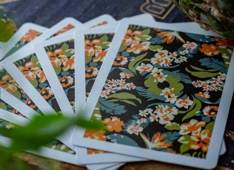 Premium Black Flora Playing Cards - Elegant Design for Poker, Magic Tricks & Game Nights - Perfect for Card Collectors & Gift Giving