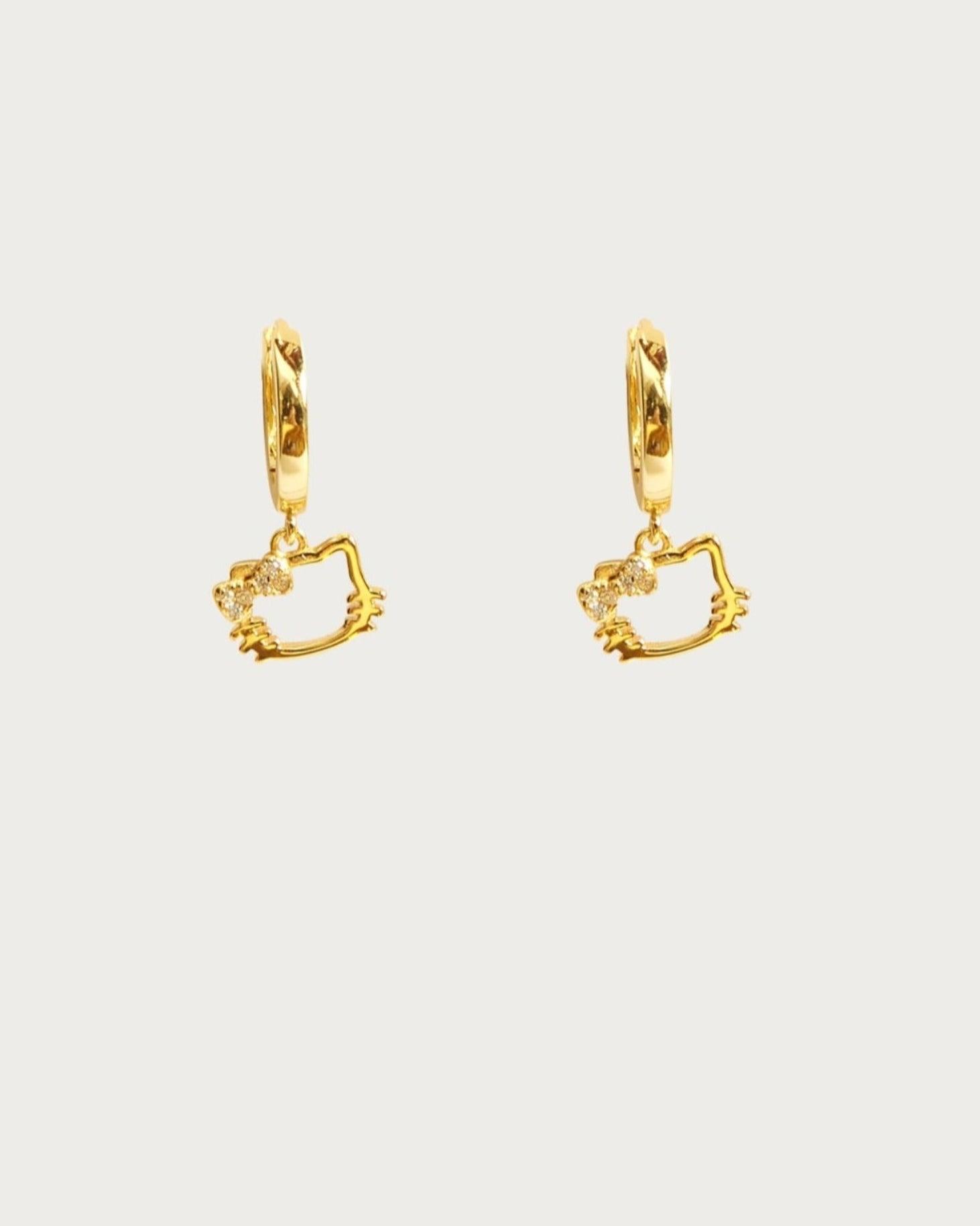 Stylish Silver Kitty Hoop Earrings for Women - Trendy Cat Design Dangle Ear Jewelry - Perfect for Casual Wear, Parties & Gifts