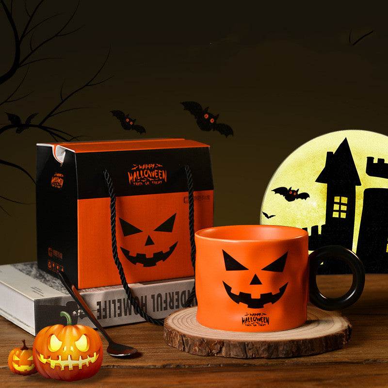 Spooky Halloween Trick or Treat Coffee Mug - Cute Ghost Design Ceramic Cup for Pumpkin Spice Latte, Hot Chocolate & Tea - Perfect for Halloween Party, Office Decor & Cozy Fall Mornings