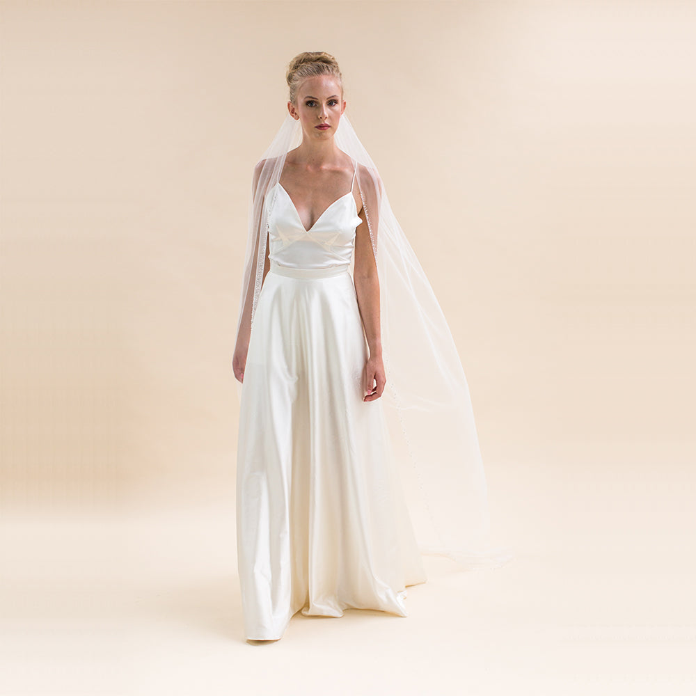 Elegant Bluebell Crystal & Diamante Edge Wedding Veil – Perfect for Bridal Accessories, Ceremonies & Special Occasions