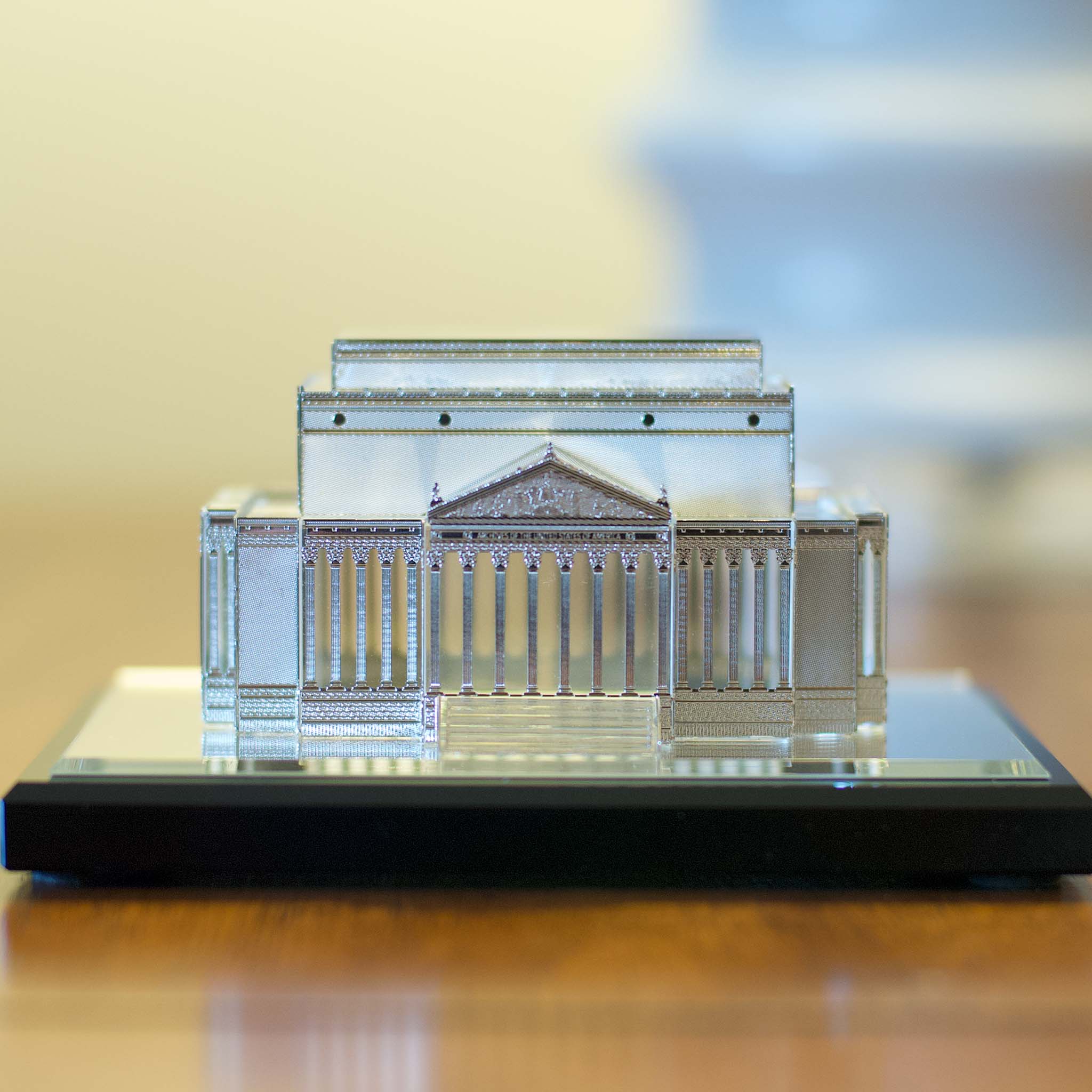Crystal National Archives Building Scale Model - Miniature Replica for Collectors, History Enthusiasts & Home Decor | Perfect for Office Display, Gift Giving & Architectural Study