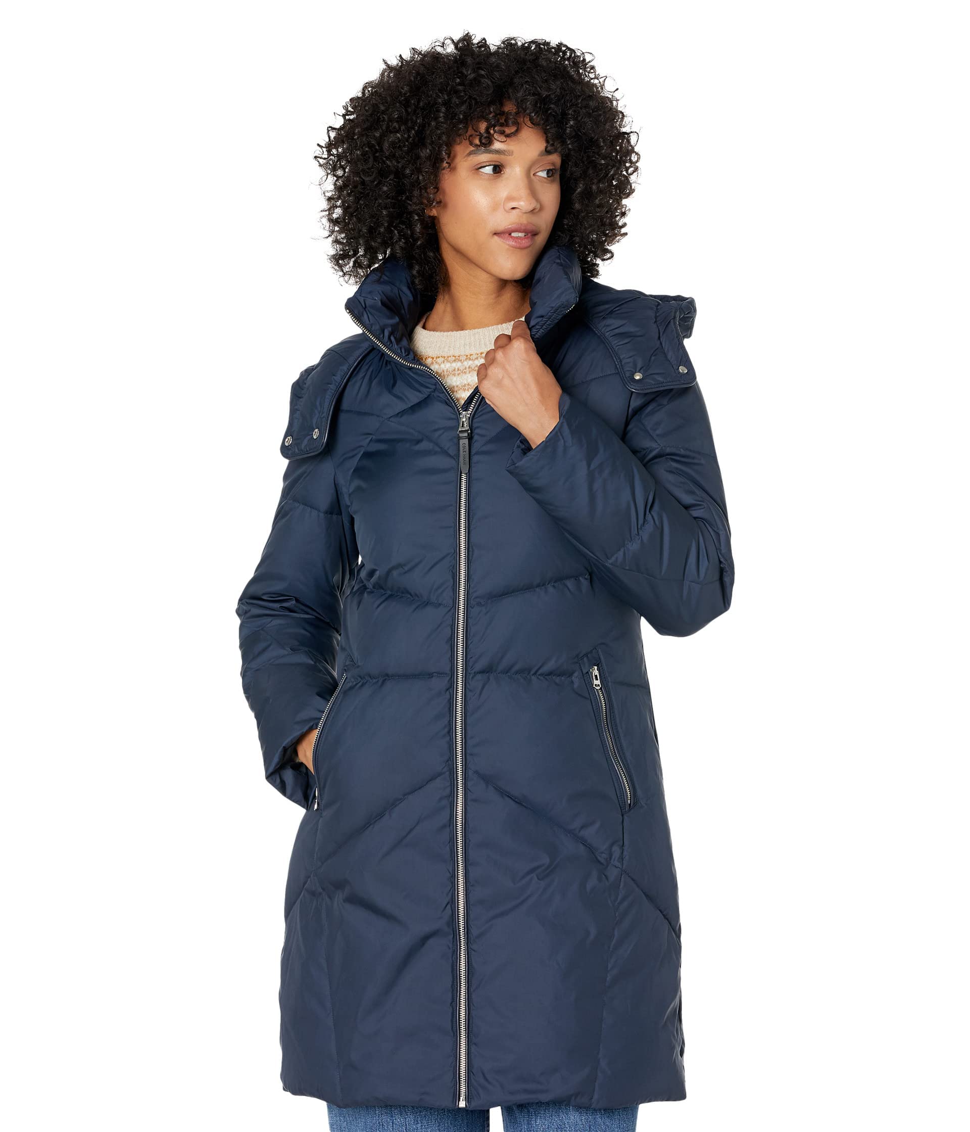 Cole Haan Women's Hooded Essential Down Coat - Lightweight Warm Winter Jacket for Cold Weather, Water-Resistant, Fashionable Outerwear - Perfect for Commuting, Travel & Outdoor Activities