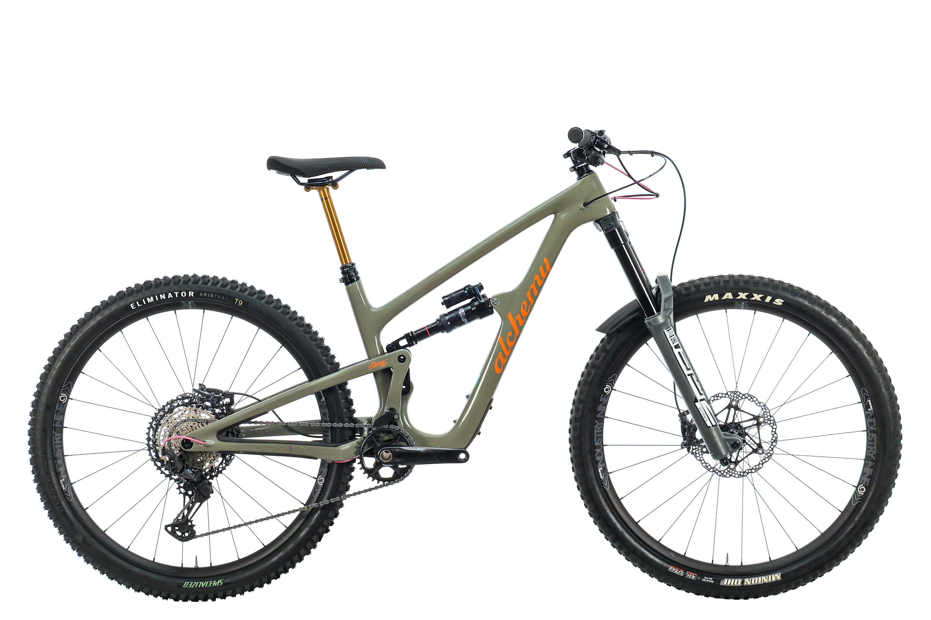 2021 Alchemy Arktos 135 XT Mountain Bike - Medium Frame Size | Perfect for Trail Riding & Mountain Adventures