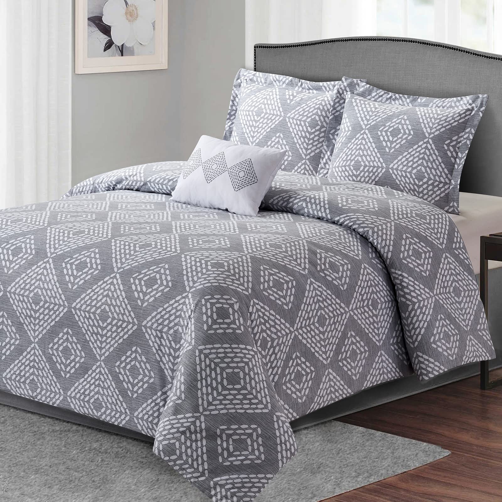Style Quarters King Size Comforter Set - Gray Geometric Design, 100% Microfiber Polyester, 4-Piece Bedding Set (1 Comforter, 2 Pillowcases, 1 Decorative Pillow) - Perfect for Modern Bedrooms, Guest Rooms & Master Suites