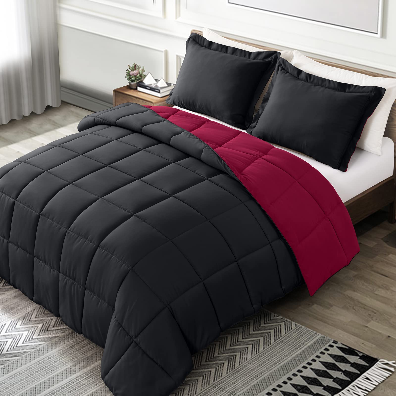 Lightweight King Size Comforter Set - Reversible All Season Down Alternative Bedding, 3 Piece (1 Comforter + 2 Pillow Shams) in Red/Black - Perfect for Summer & Year-Round Use in Bedroom, Guest Room, or Dorm