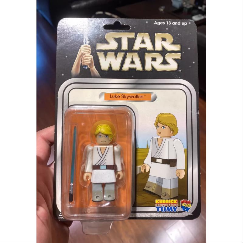 Bearbrick Kubrick Star Wars Luke Skywalker 100% Limited Edition Collectible Figure - Perfect for Display, Gifts & Star Wars Fans Collection