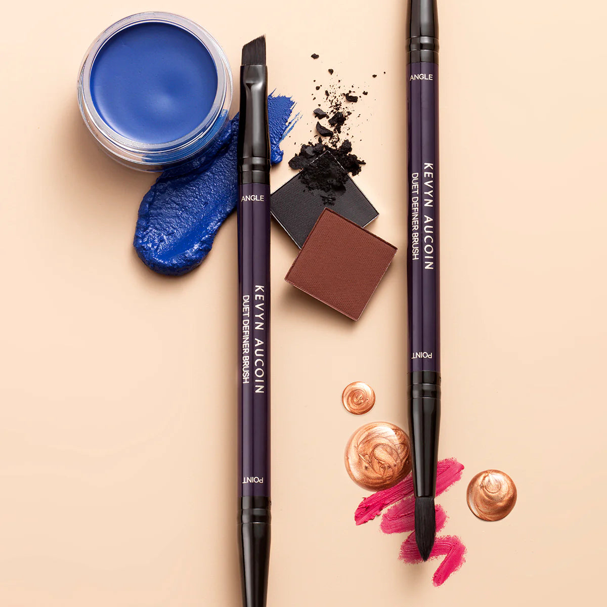 Duet Definer Brush - Double-Ended Eyeliner & Brow Brush for Precise Makeup Application - Perfect for Professional Makeup Artists & Beauty Enthusiasts