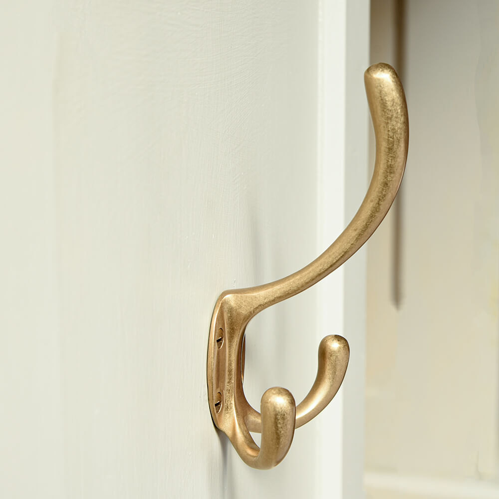 Vintage Aged Brass Triple Hat & Coat Hook - Heavy Duty Large Wall Mounted Hooks for Entryway, Bathroom & Bedroom Organization