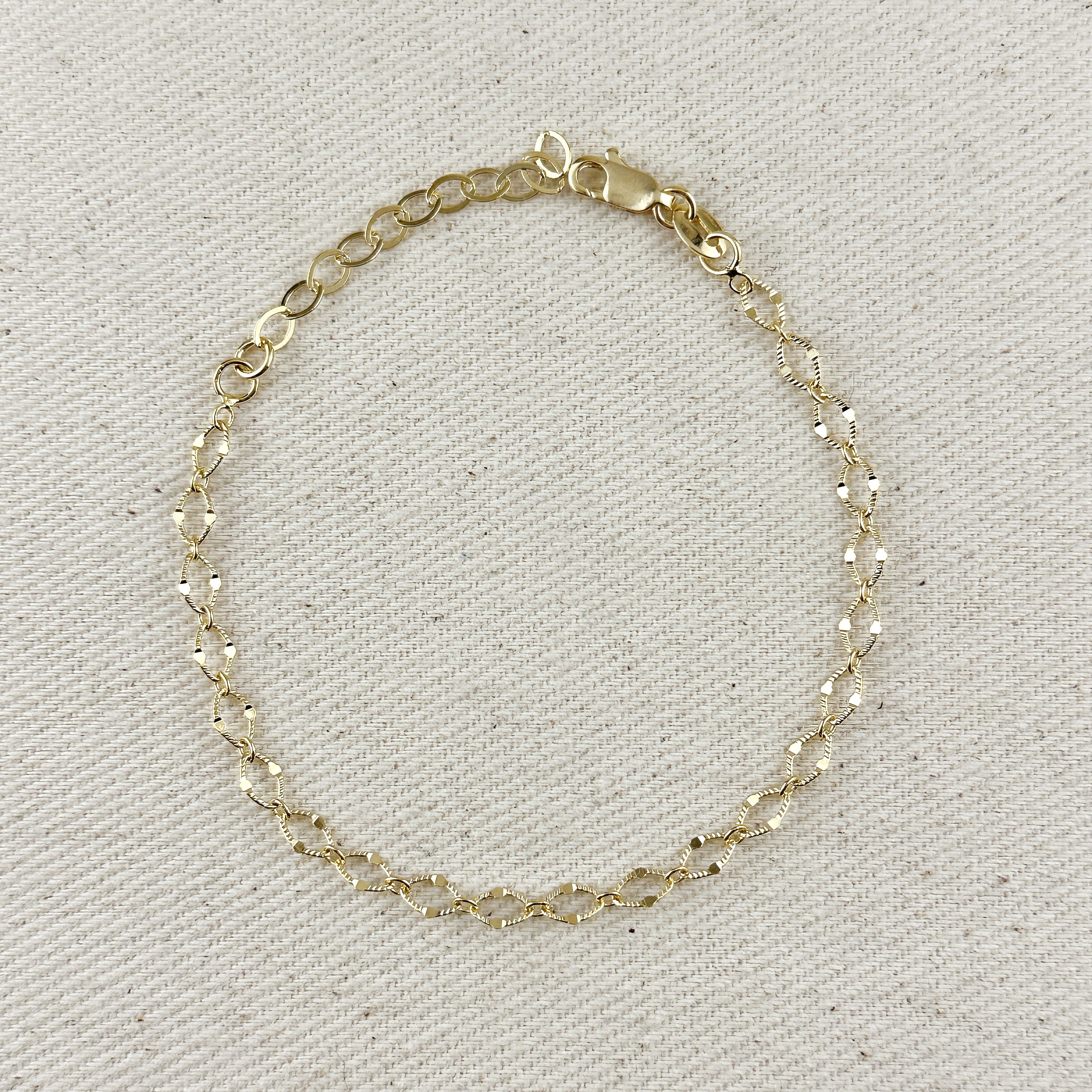 18K Gold Filled Diamond Cut Detailed Chain Bracelet for Women - Elegant Stackable Jewelry for Daily Wear, Parties & Special Occasions