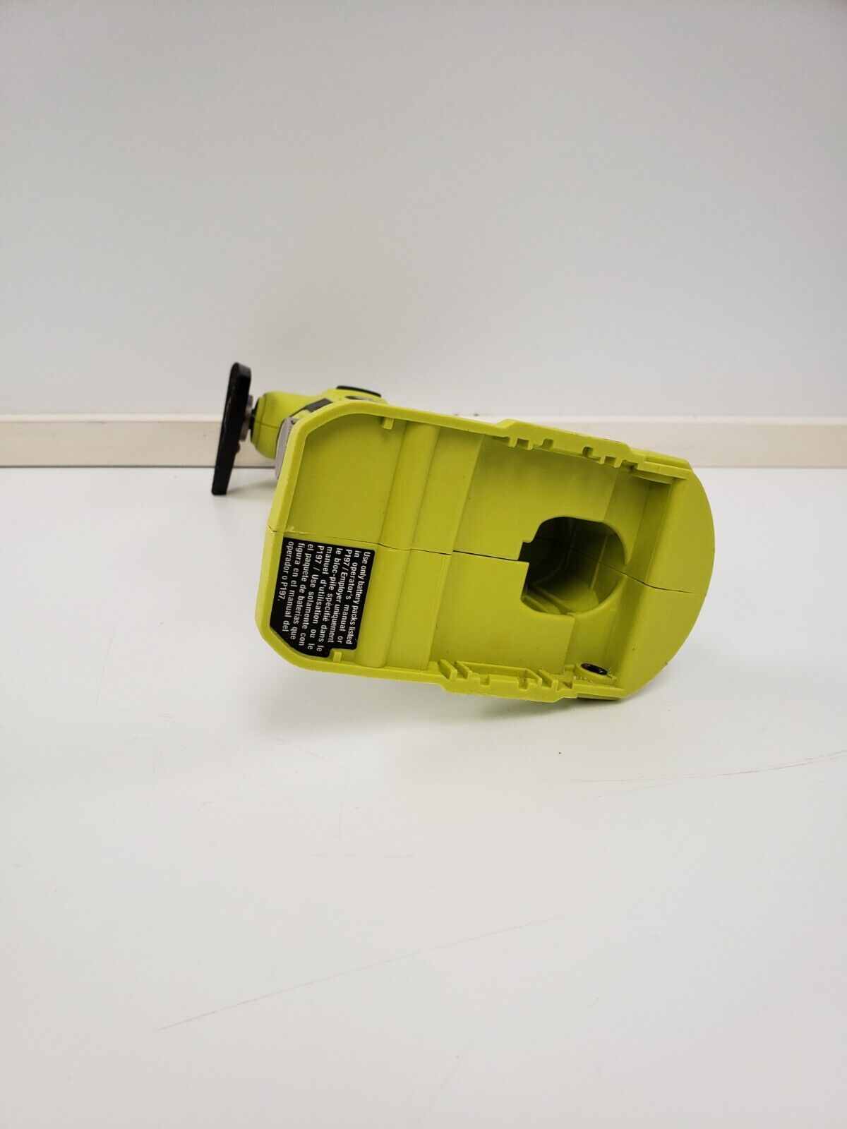 Ryobi PLC430 Multi Tool - Cordless Oscillating Multi-Tool for Cutting, Sanding, Scraping | Perfect for DIY Projects, Home Renovation & Woodworking