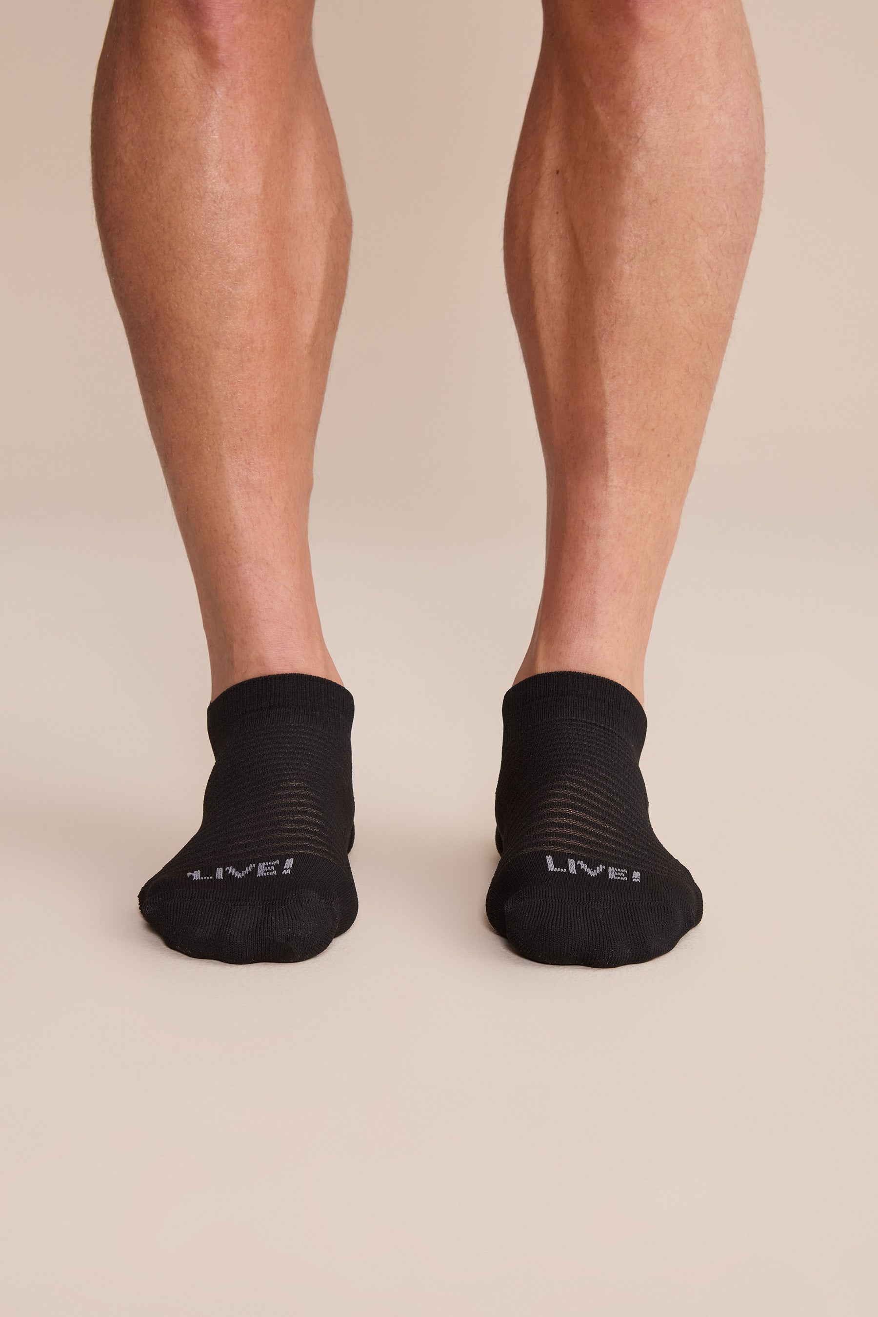 Breathable Tab Running Socks for Men & Women - Anti-Slip Cushioned Athletic Socks for Marathon, Jogging & Workout - Moisture Wicking Performance Socks