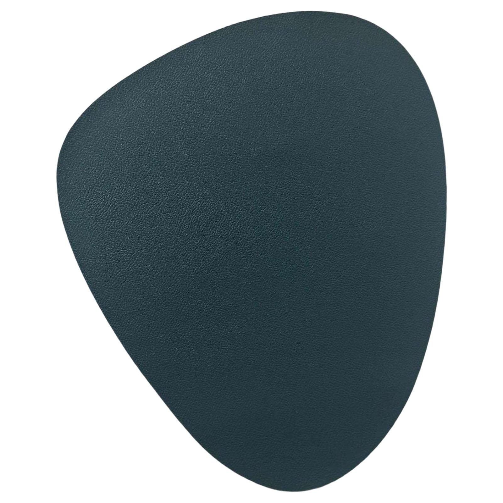 PETSOLA Heat Resistant Oilproof Washable Faux Leather Placemats - Double Sided Oval Table Mats for Kitchen Dining, Indoor & Outdoor Use, Dark Green - Perfect for Daily Meals, Dinner Parties, and Picnics