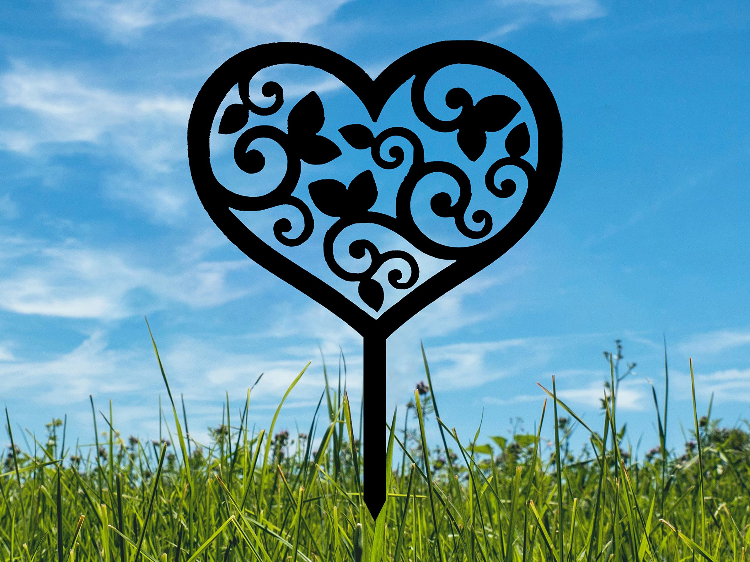 Heart and Swirls Metal Garden Sign with Stake - Outdoor Lawn Decor for Gardening Lovers - Perfect Gift for Backyard, Patio, and Flower Bed Decoration