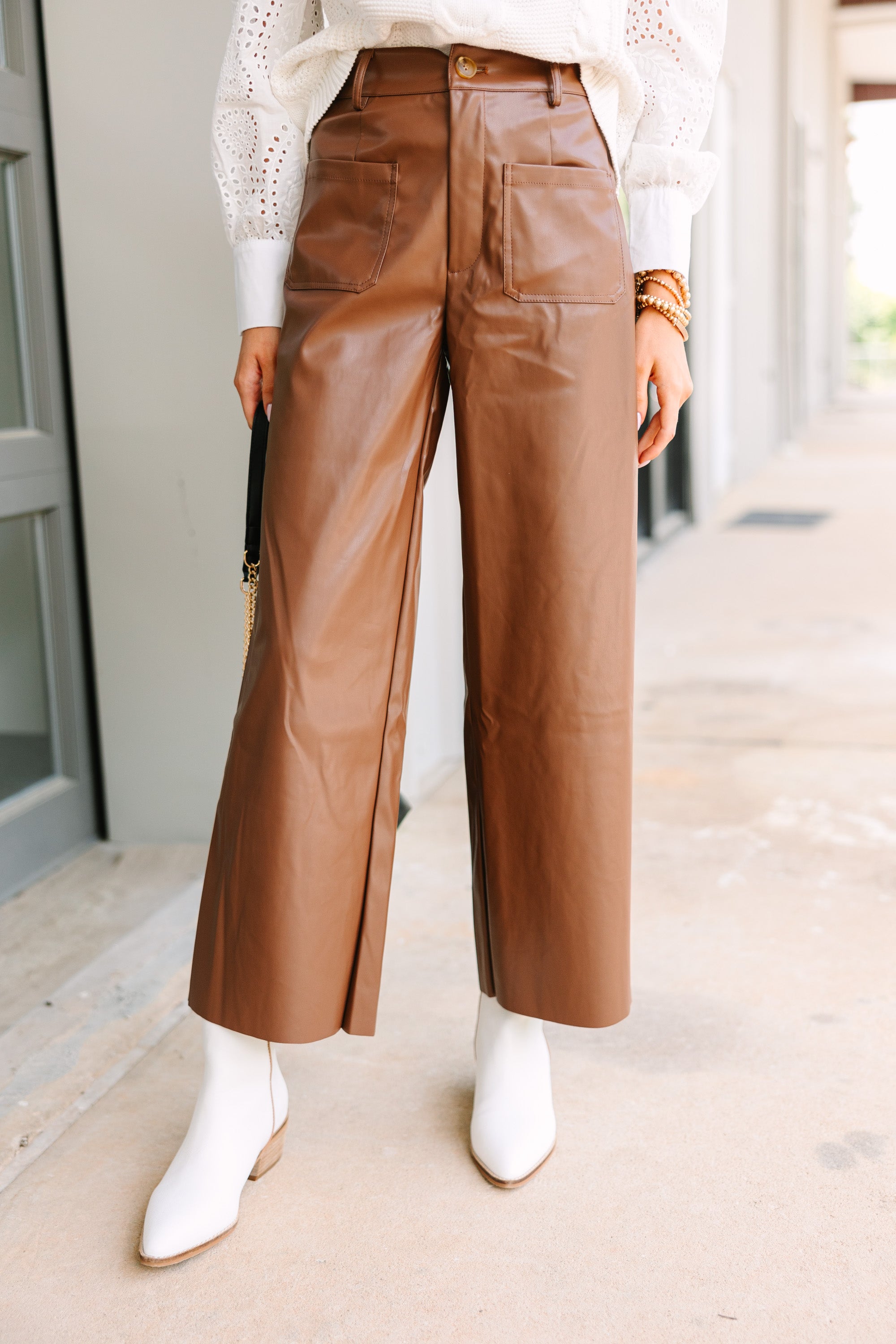 Stylish Women's High-Waisted Faux Leather Pants - Stretchy Slim Fit Brown Vegan Leather Trousers for Casual Outfits & Night Out