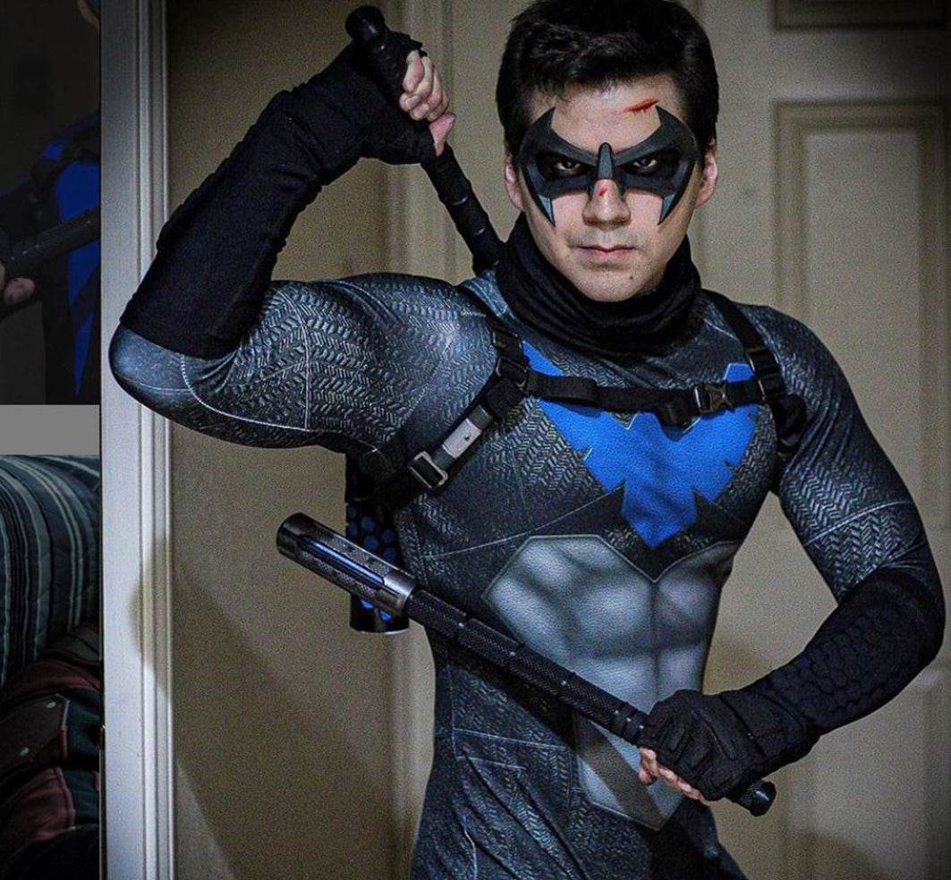 Nightwing 2 Bodysuit - DC Comics Superhero Costume for Cosplay & Halloween | Men's & Women's Spandex Superhero Outfit for Comic Con & Theme Parties