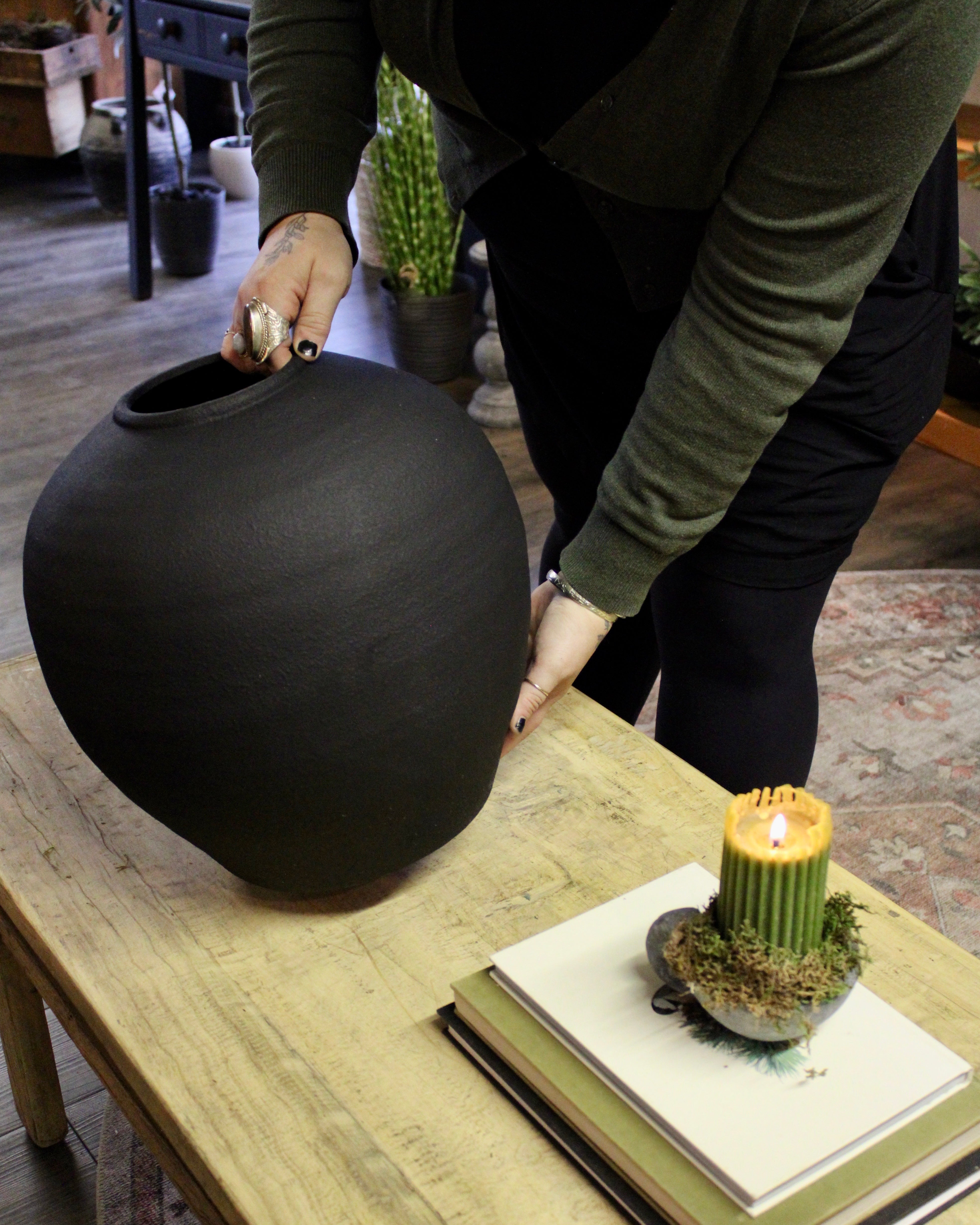 Large Black Konos Vase - Modern Ceramic Home Decor for Living Room, Bedroom & Office | Elegant Flower Vase for Centerpieces and Interior Design