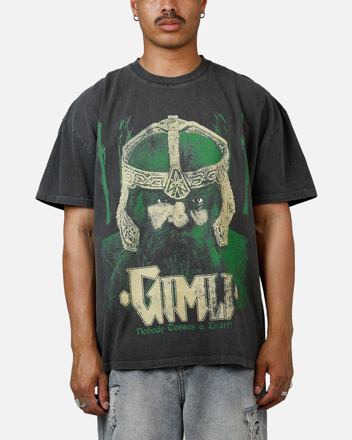 Lord of the Rings Gimli Toss Heavyweight T-Shirt - Vintage Black Wash Cotton Tee - Perfect for Cosplay, Movie Nights & Fantasy Fans