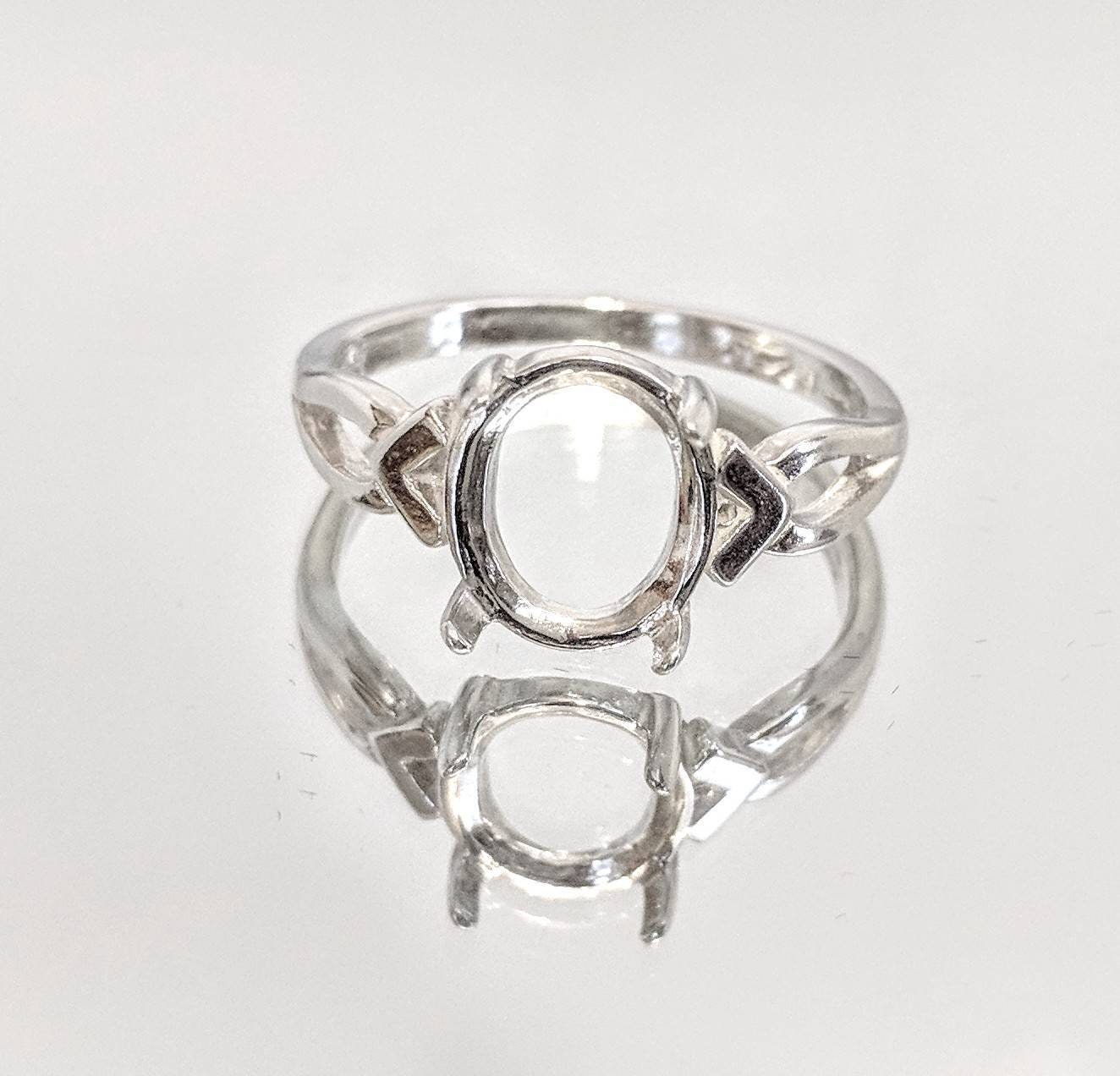 Solid Sterling Silver or 14kt Gold 8x6mm 18x13mm Oval Cabochon Vee Shank Ring Setting - Size 5 to 8 (163569/143569) - Perfect for Jewelry Making, DIY Crafting, and Custom Engagement Rings
