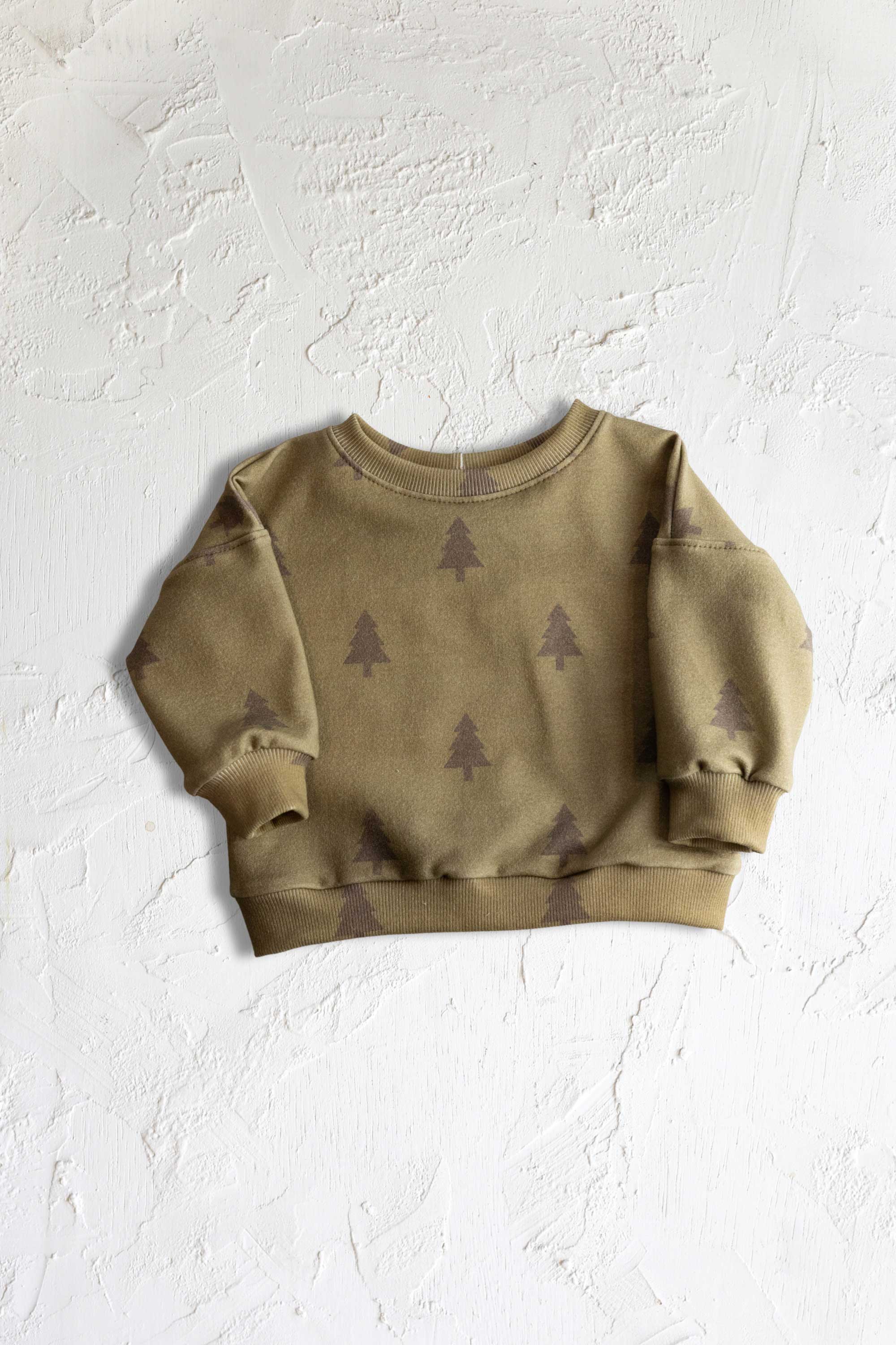 Organic Oversized Modern Pine Crewneck Sweatshirt for Women - Soft Cotton Pullover with Relaxed Fit - Perfect for Casual Outfits, Loungewear and Cozy Fall Fashion