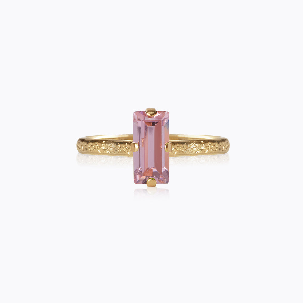 Elegant Baguette Ring in Light Rose Gold - Perfect for Weddings, Anniversaries & Special Occasions