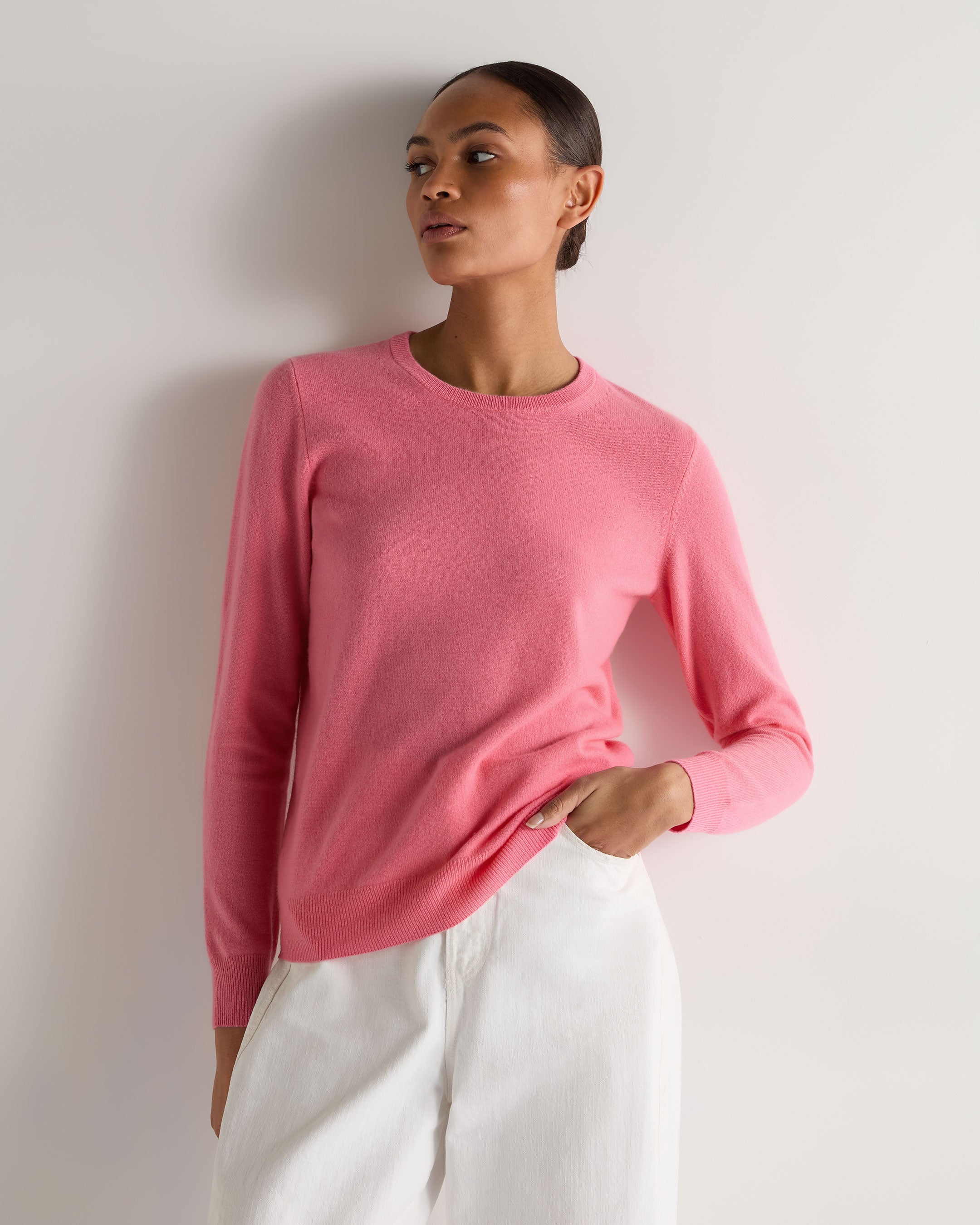 Women's Evie Classic Round Neck Cashmere Sweater - Soft Camellia Pink Winter Pullover for Women | Cozy Office Wear & Casual Outfit