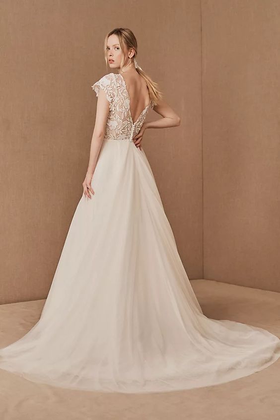 BHLDN Watters Kensington Wedding Gown - Elegant Lace Bridal Dress for Bride, Perfect for Beach, Church, and Outdoor Ceremonies