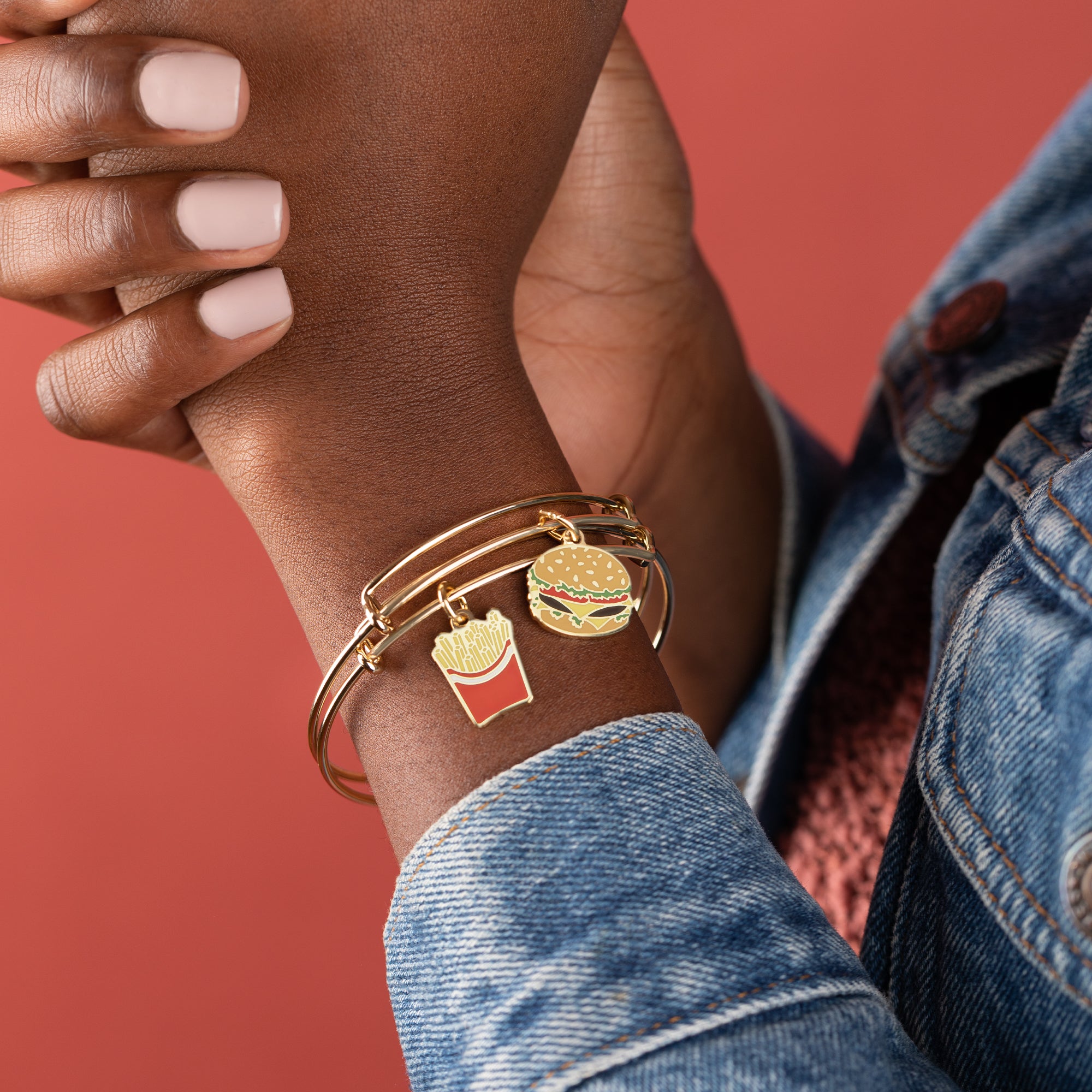Stylish Hamburger & Fry Charm Bangles Set of 2 - Fun Fast Food Inspired Bracelets for Women & Teens - Perfect for Casual Wear, Parties & Gifts