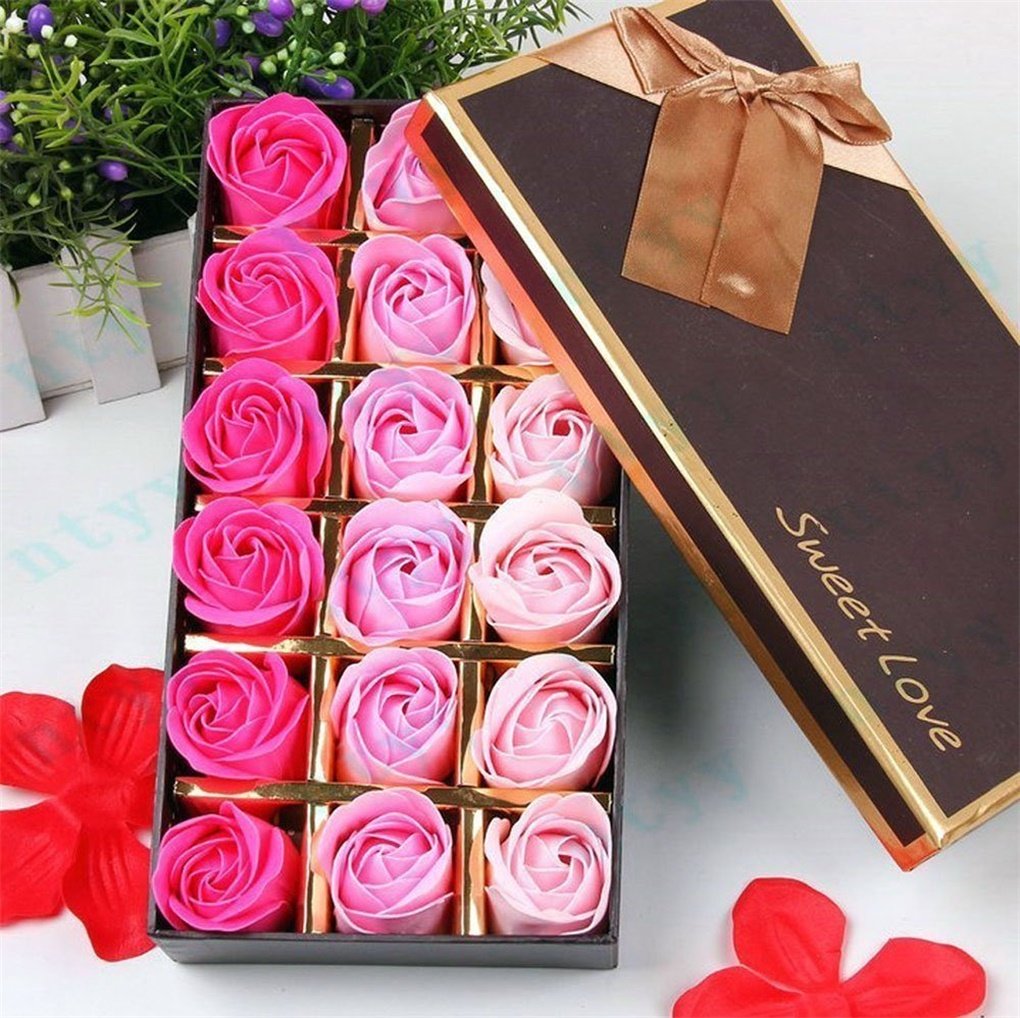 Gearmax 18 PCS Scented Rose Flower Shaped Bath Soaps in Gift Box - Luxury Fragrant Soap Set for Relaxation, Spa, Home Decor & Romantic Gifts