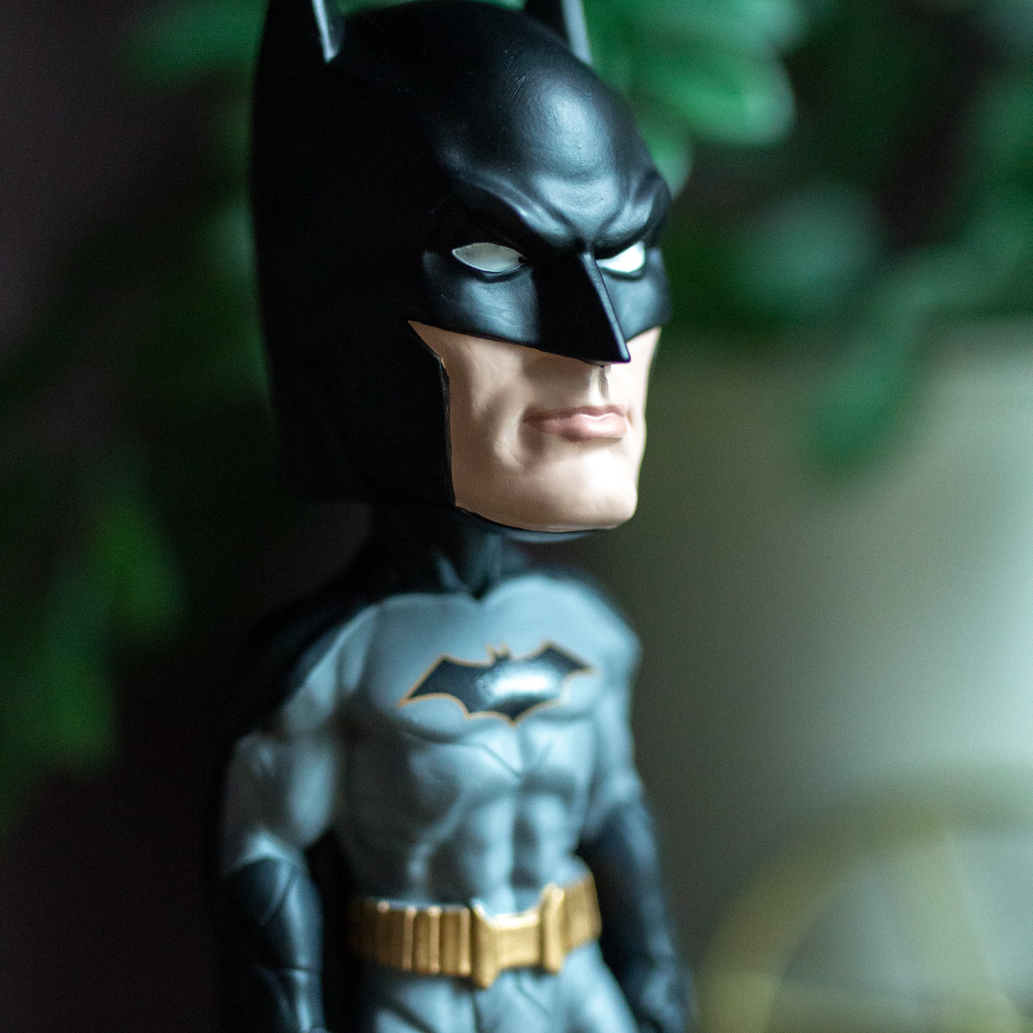 Official Batman Bobblehead Collectible - DC Comics Superhero Figure for Desk & Shelf Display - Perfect for Home, Office & Gifting (Batman Fans & Collectors)