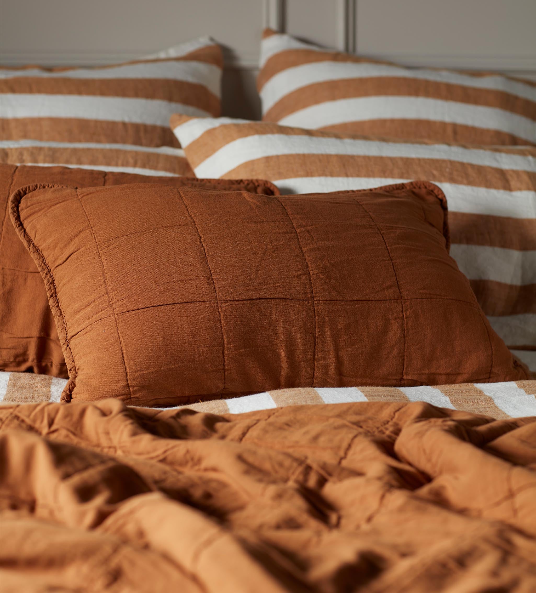 Amber Finn 100% Cotton Quilted Cushion Cover - Soft Decorative Pillow Case for Sofa, Bed & Home Decor