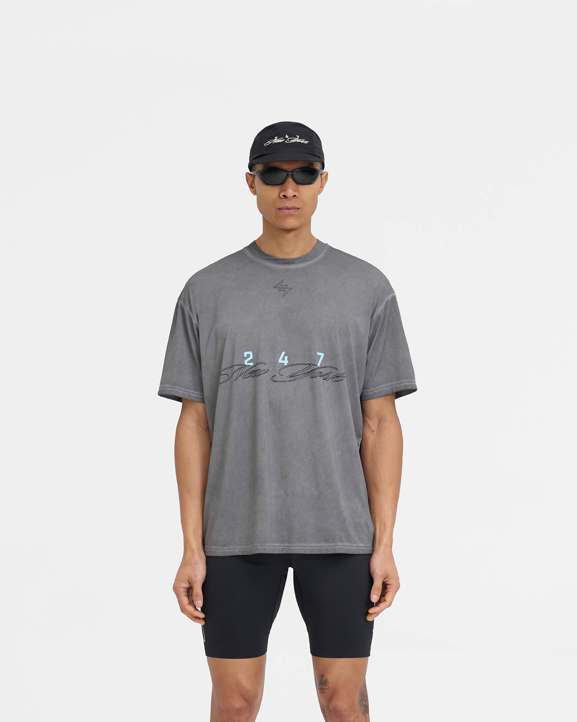 247 New York T-Shirt with Smoke Design - Stylish Graphic Tee for Men & Women - Perfect for Casual Wear, Street Fashion, and Urban Outfits