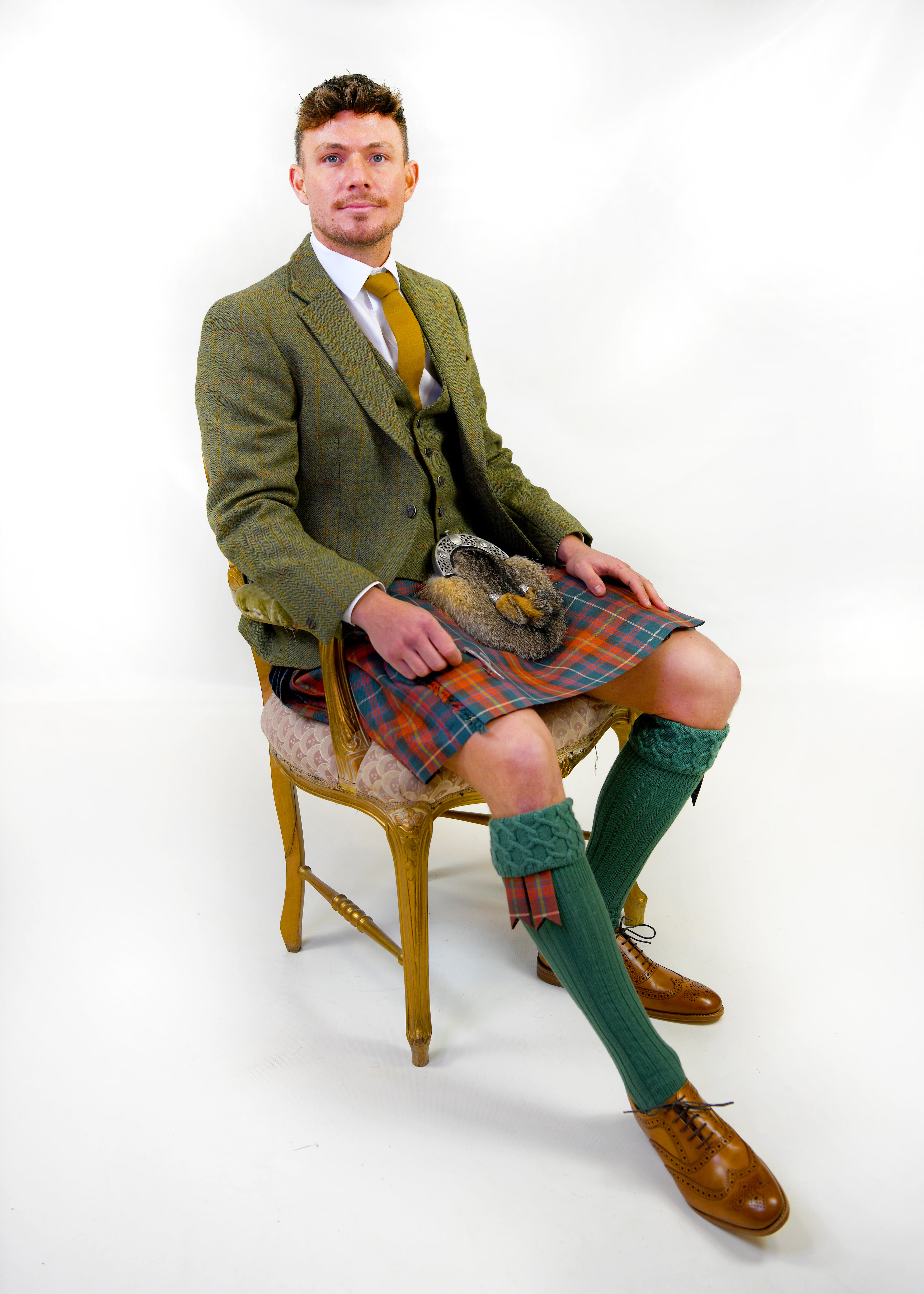 Kirkton Tweed Crail Jacket & Vest - Premium Wool Blend Outerwear for Men | Classic British Style Coat & Waistcoat Set | Perfect for Autumn, Winter & Formal Occasions