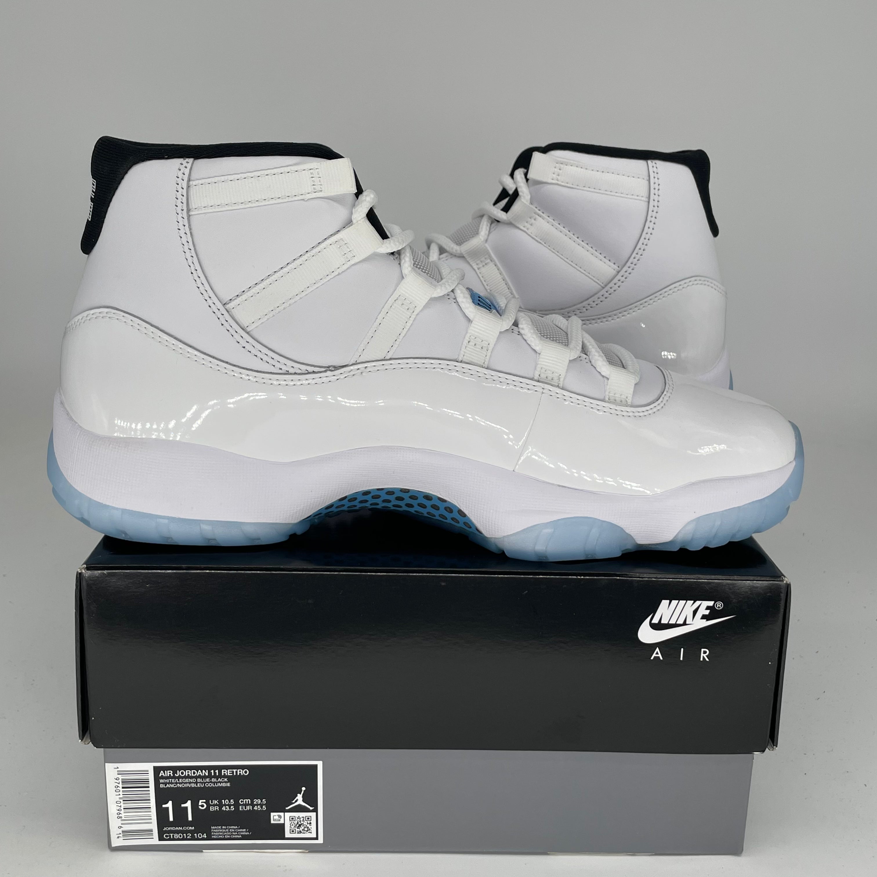 Air Jordan 11 Retro 