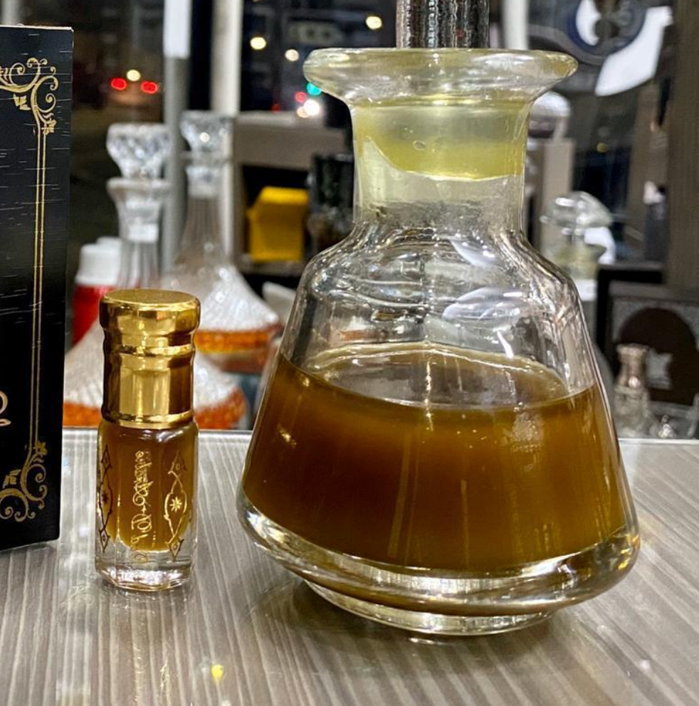 Premium Grade A+ Pure Wild Assam Oud Oil - 25 Years Aged & Matured - 3ml, 6ml, 12ml Sizes - Perfect for Meditation, Aromatherapy & Luxury Perfume Making