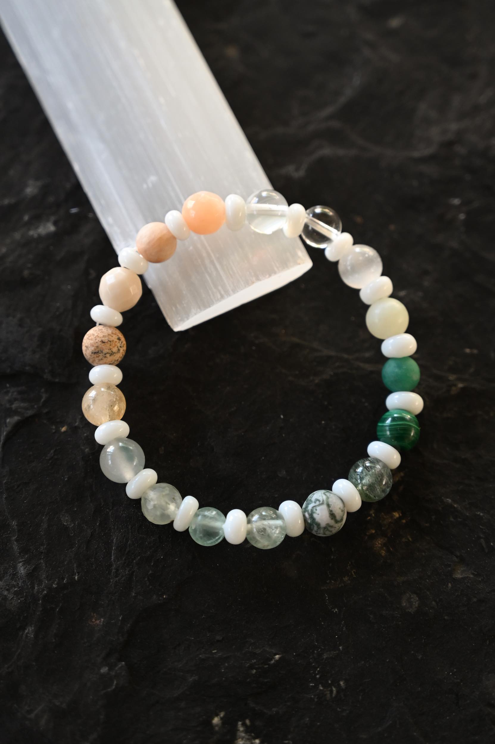 Healing Heart & Solar Plexus Chakra Bracelet for Women - 7 Chakra Balancing Energy Stone Beads for Meditation, Yoga & Spiritual Wellness