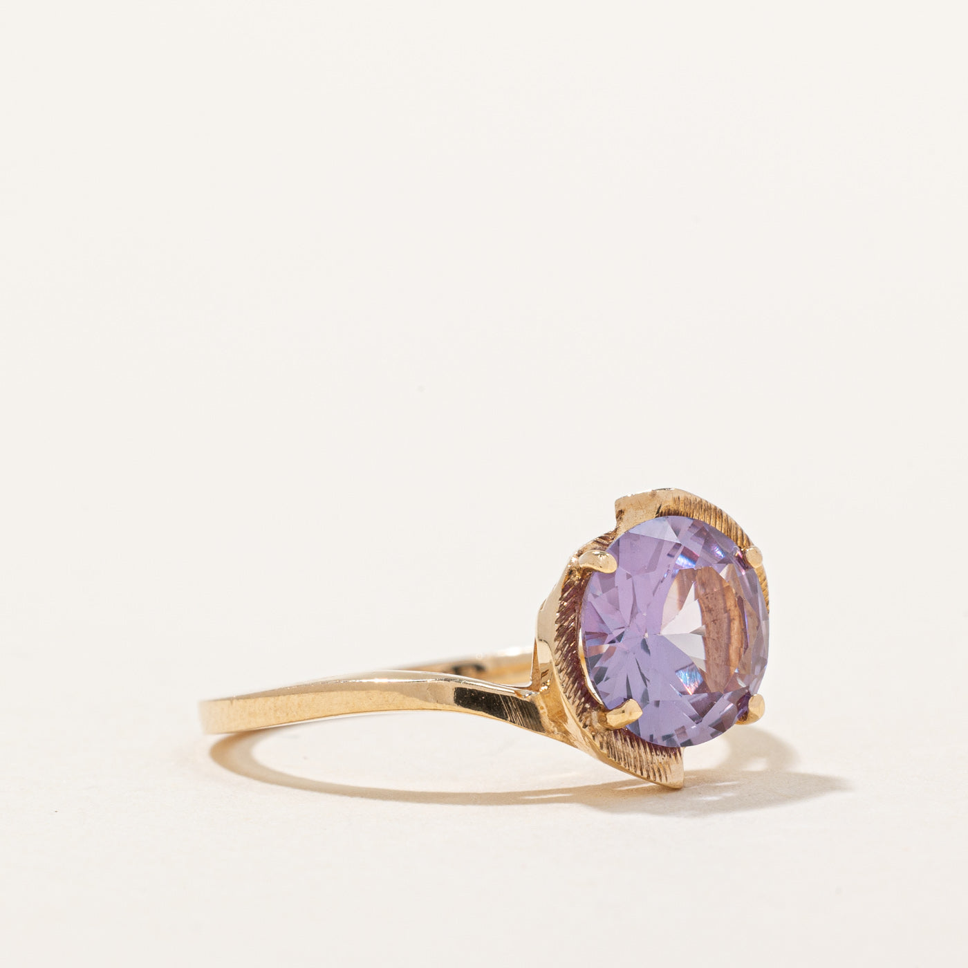 2.00ct Synthetic Color Change Sapphire Ring - Size 6.5 | Elegant Blue to Purple Gemstone Jewelry for Engagement, Anniversary & Special Occasions