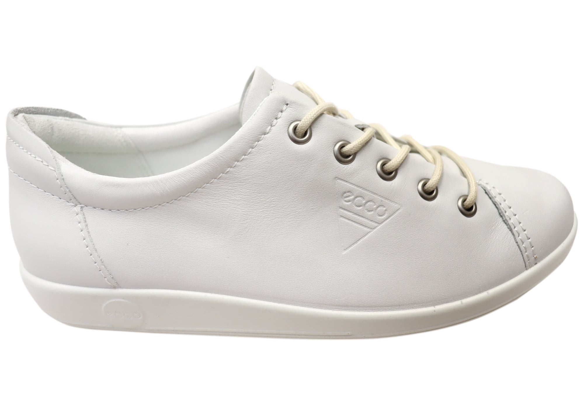 ECCO Women's Comfortable Leather Soft 2.0 Sneakers - Lightweight Walking Shoes for Women - Perfect for Work, Travel & Everyday Wear